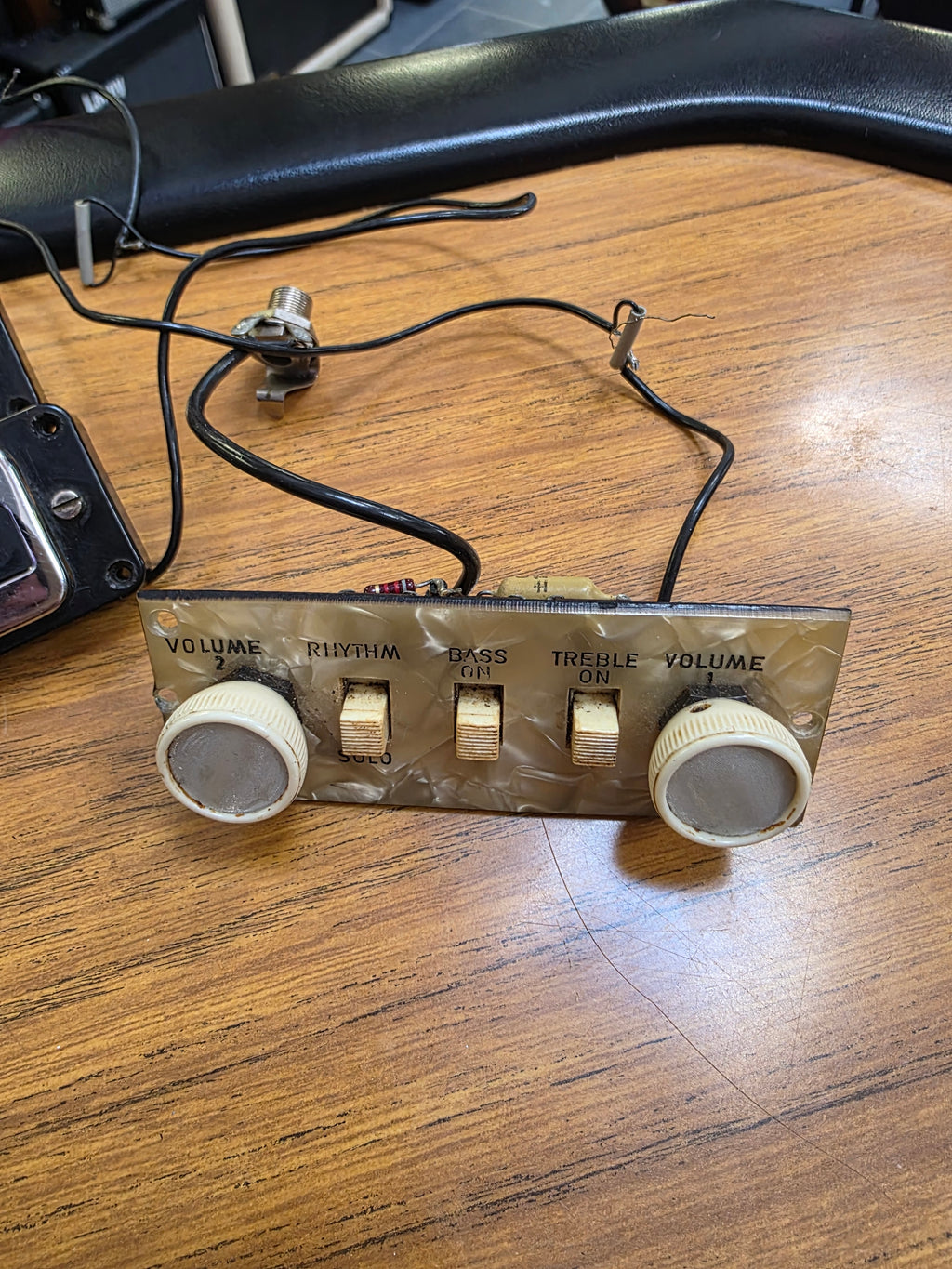 Höfner Vintage Bass Electronics