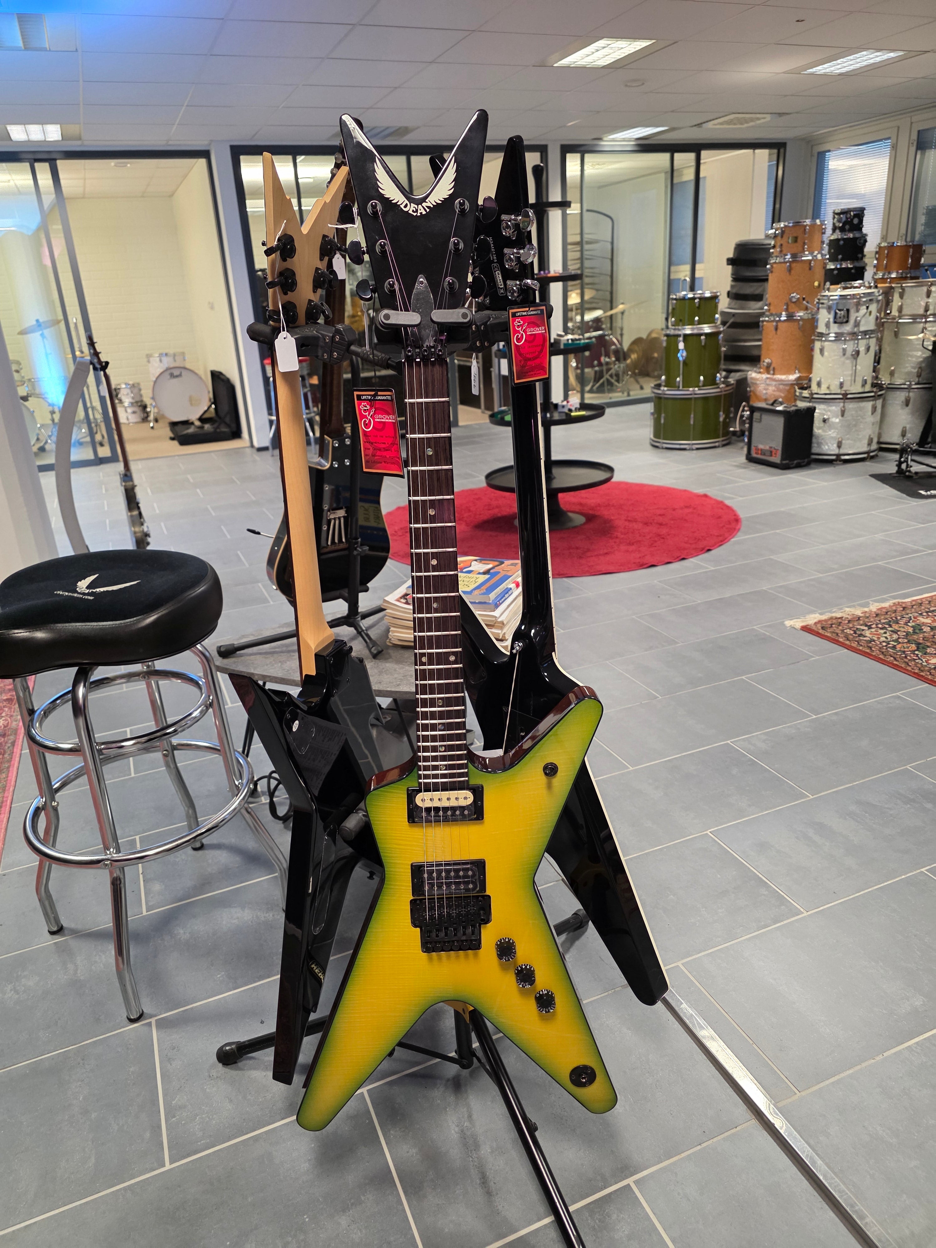 DEAN ML 79 Floyd Rose Flame Top