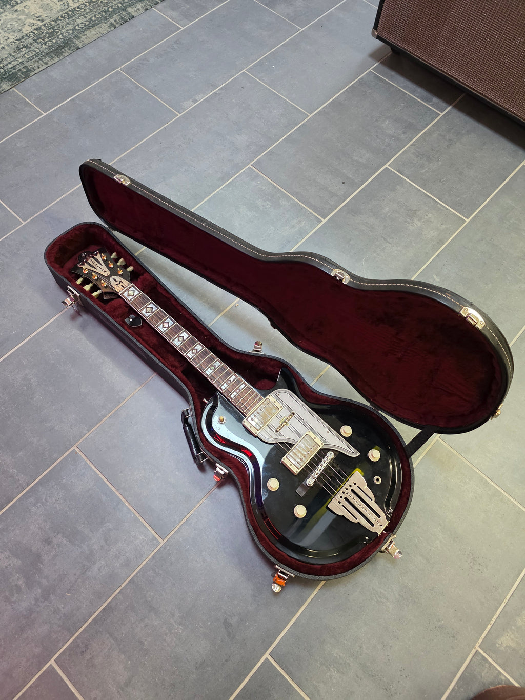 Metropolitan Westport Custom 1990s