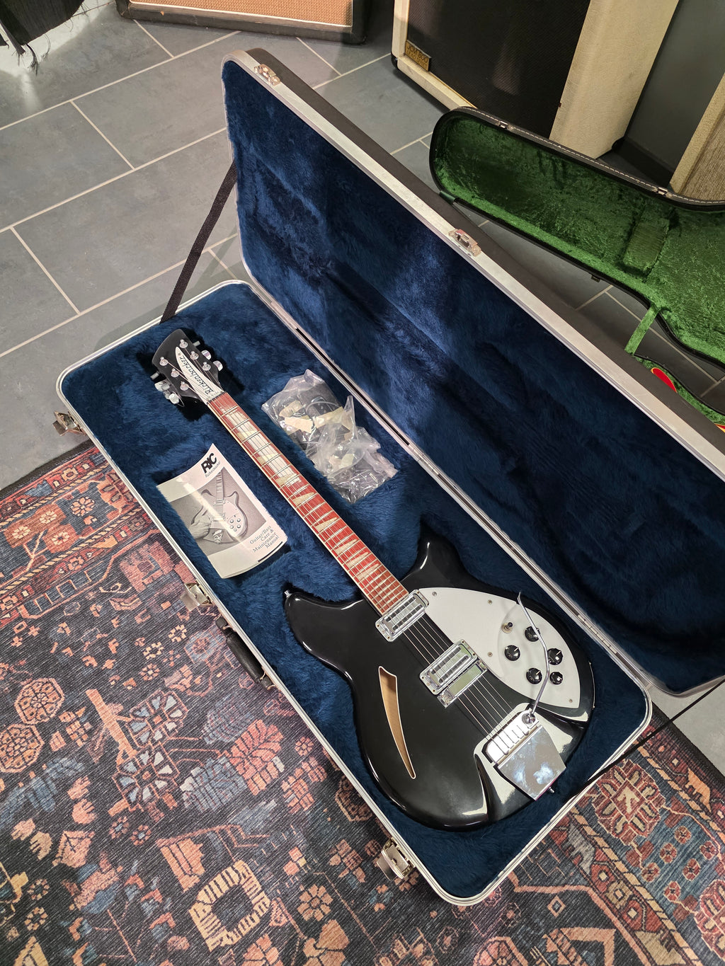 Rickenbacker 360 Jetglo 2001