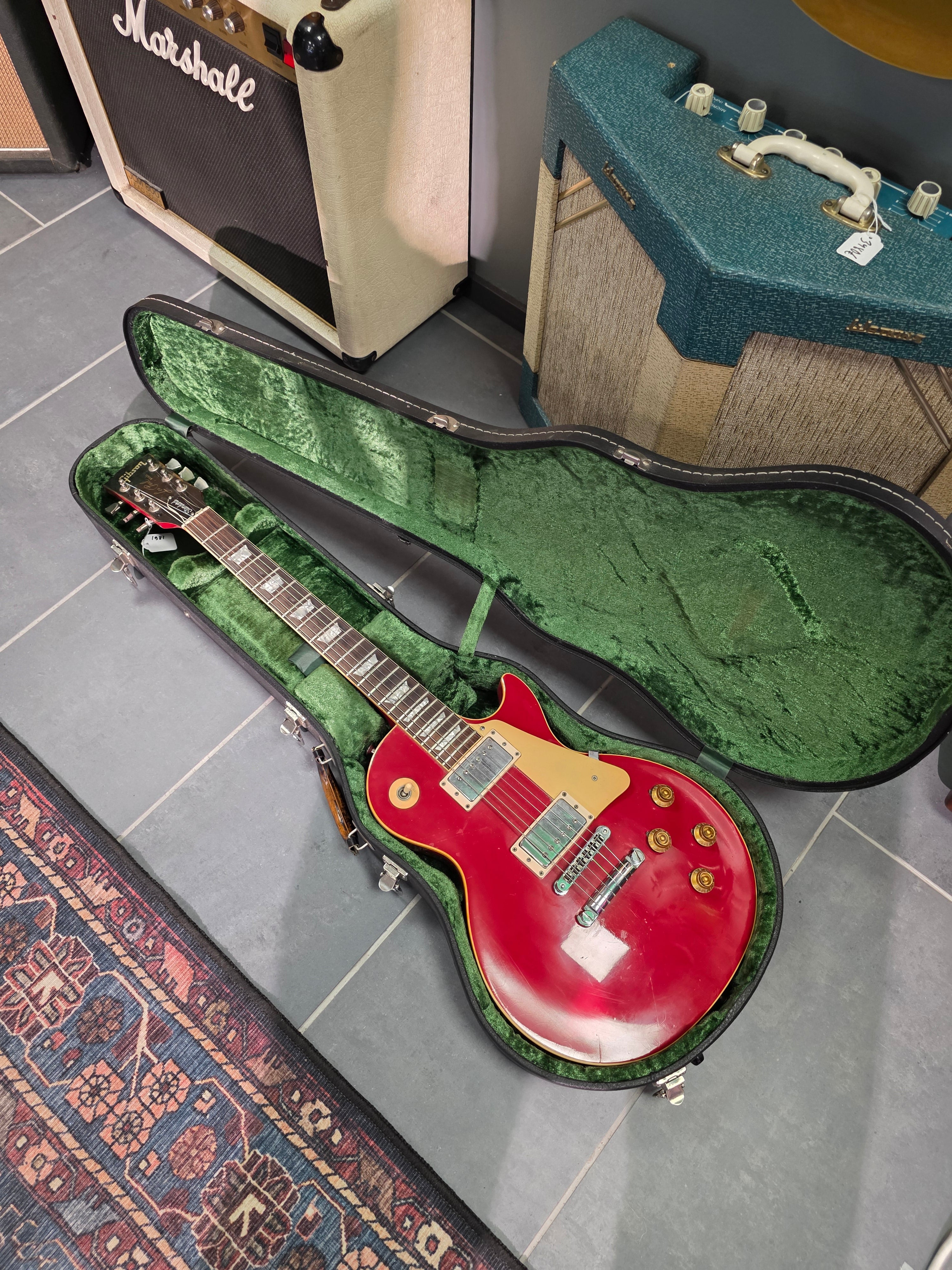 Gibson Les Paul Standard Ferrari Red 1981
