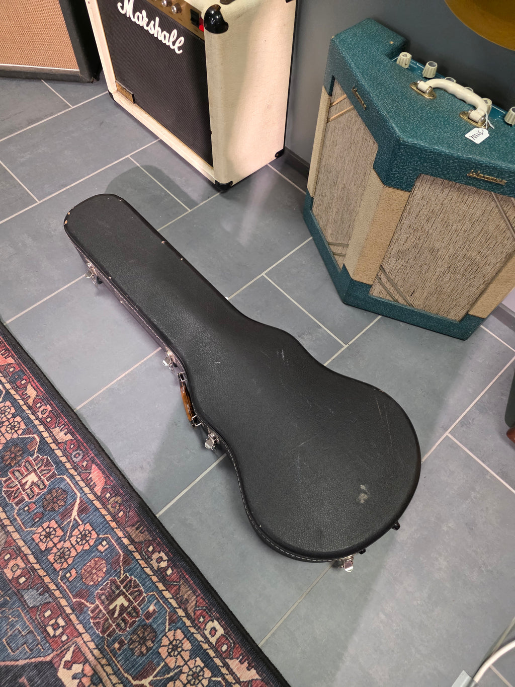 Gibson Les Paul Standard Ferrari Red 1981