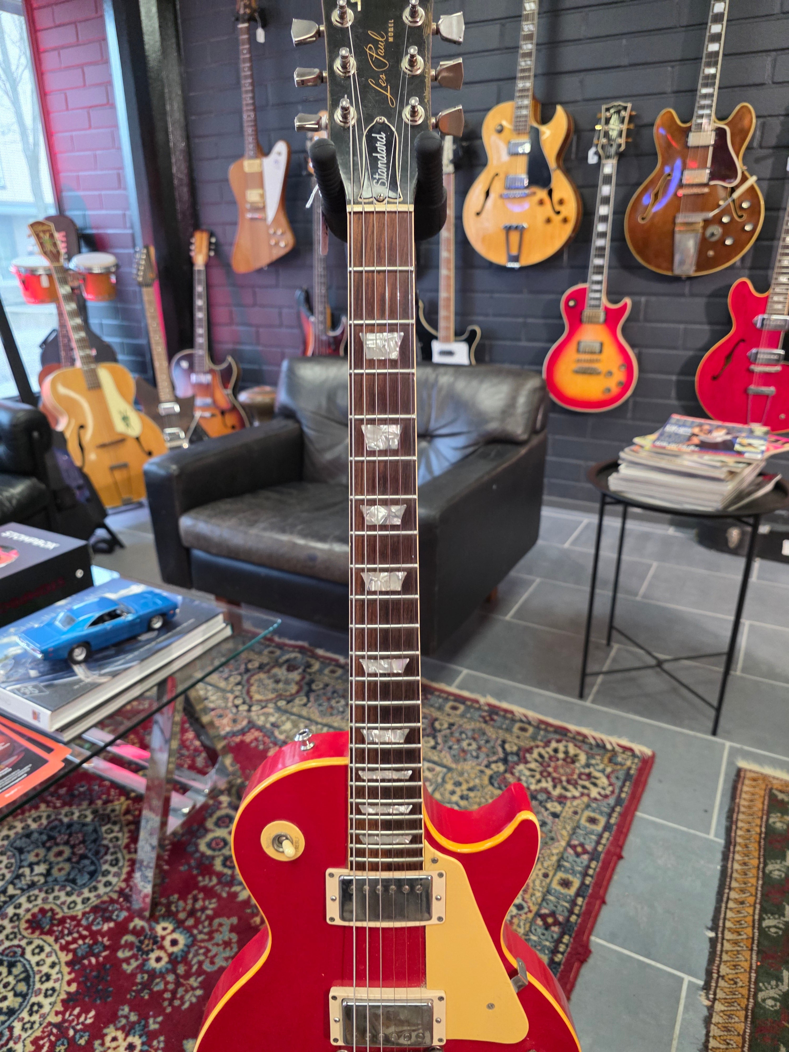 Gibson Les Paul Standard Ferrari Red 1981