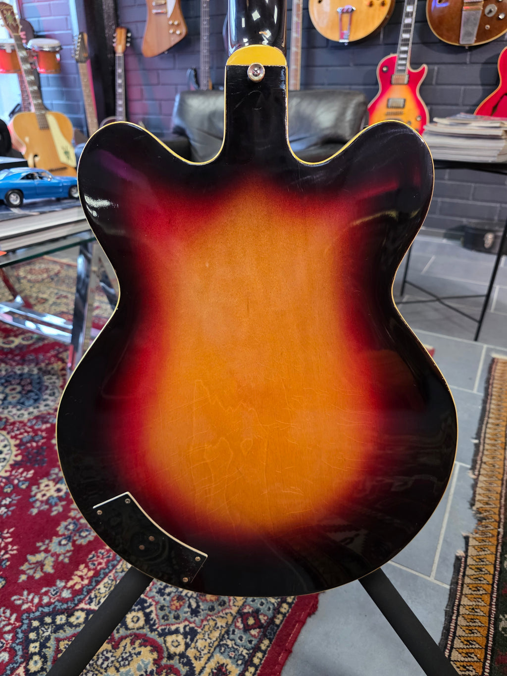 Gretsch 6105 Rally Sunburst 1967