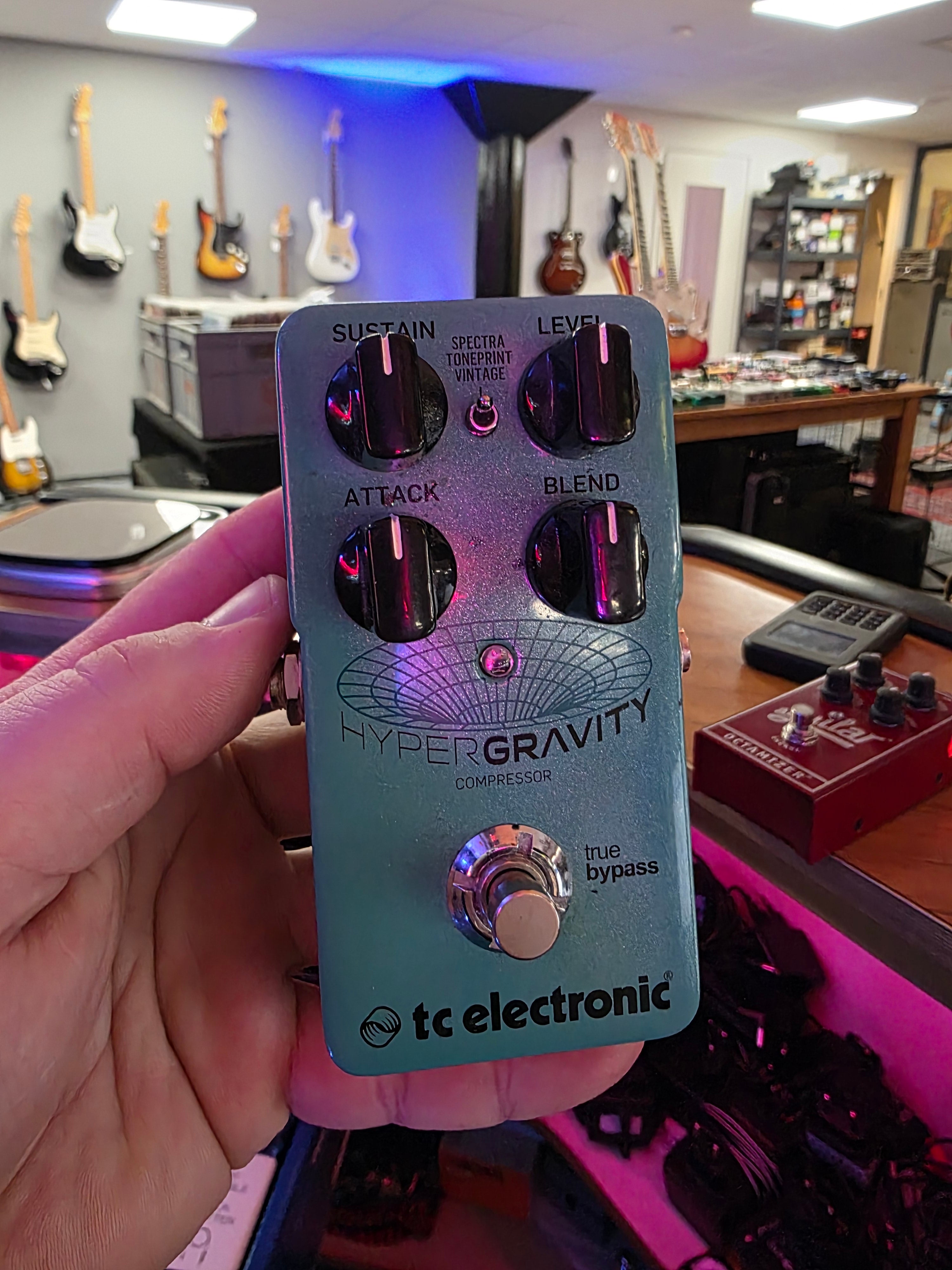 TC Electronic Hyper Gravity