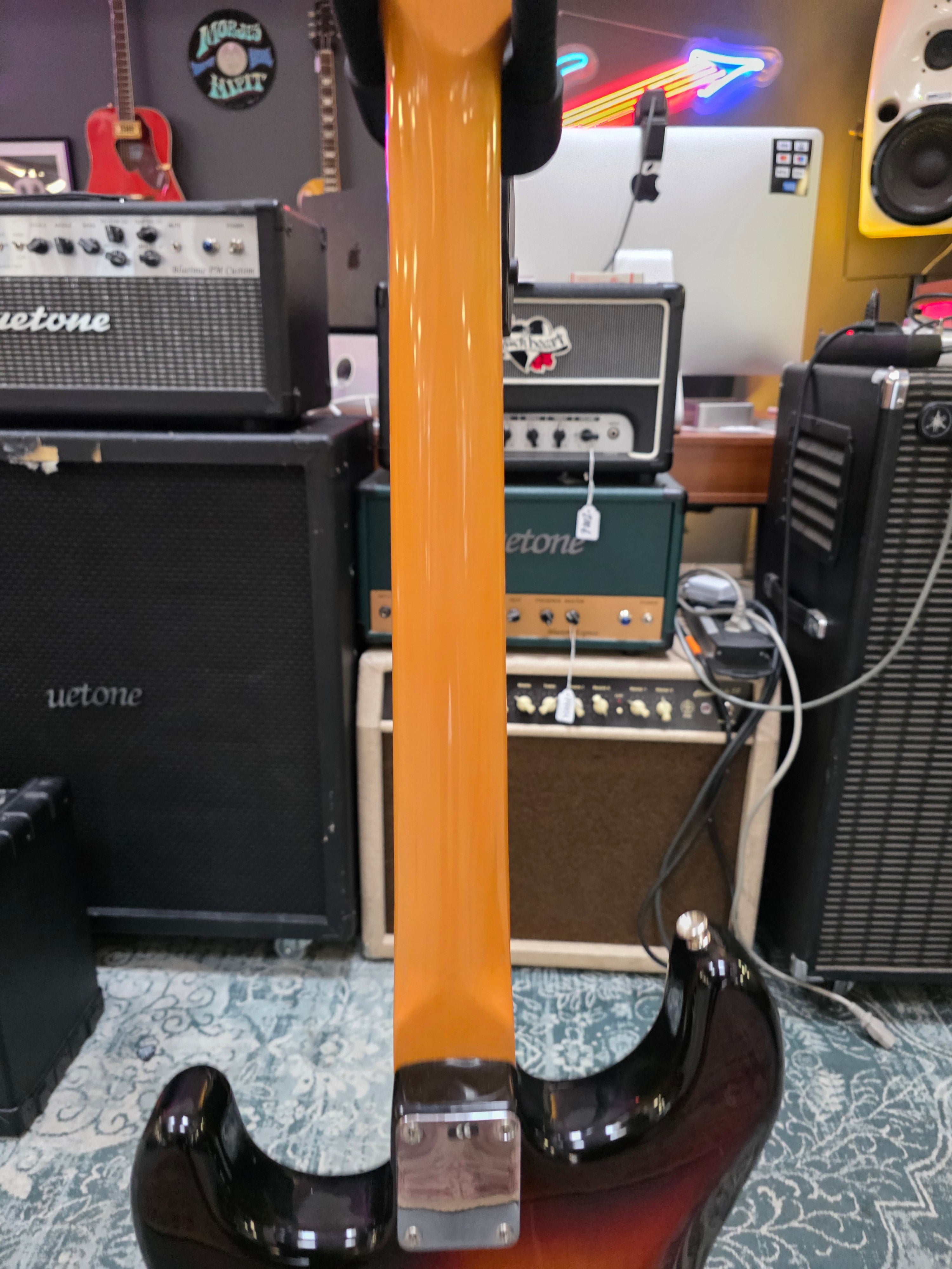 RESERVED Fender Classic Series 60s Stratocaster 2005