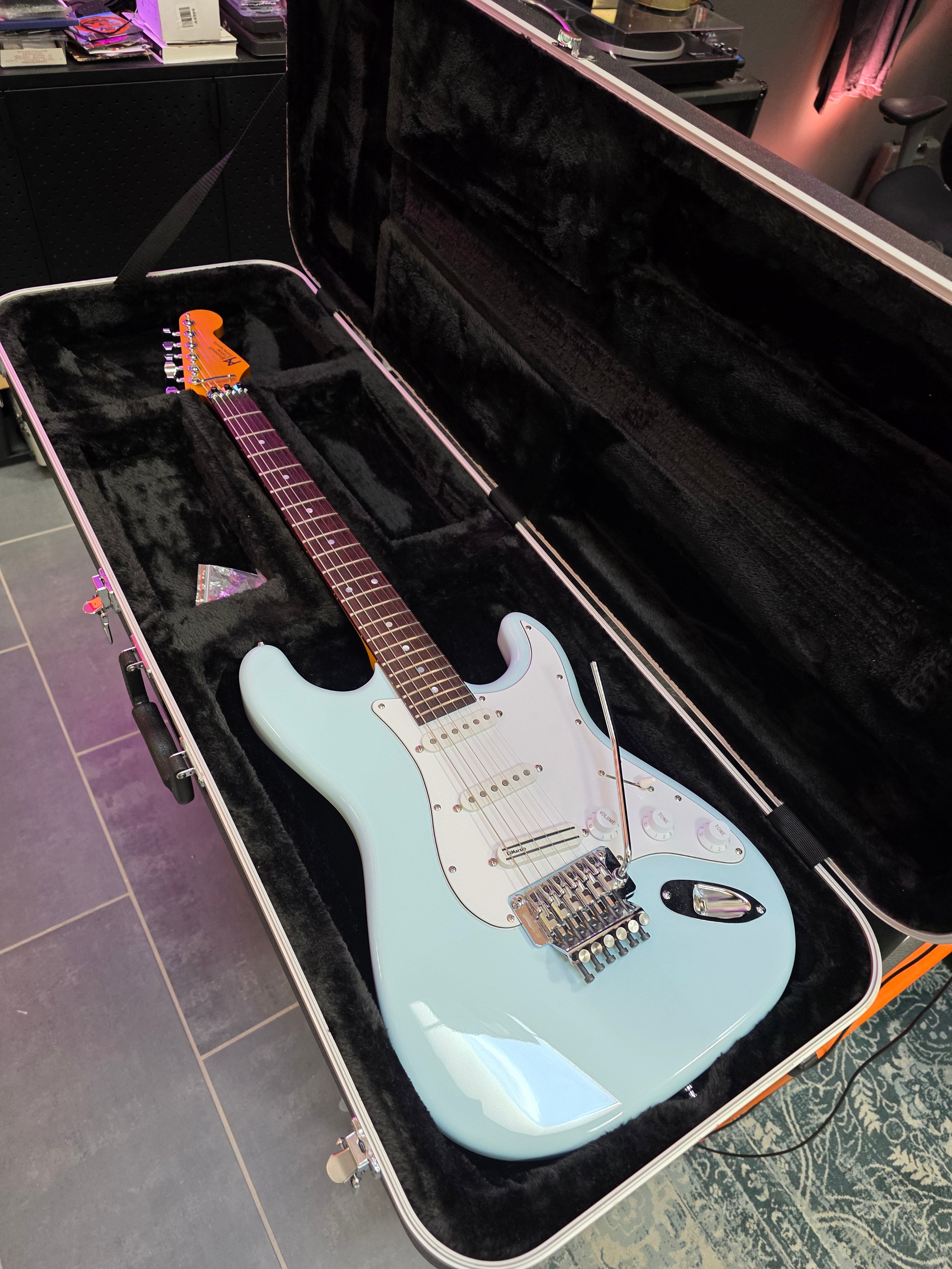 Manninen Custom Instruments SuperStrat