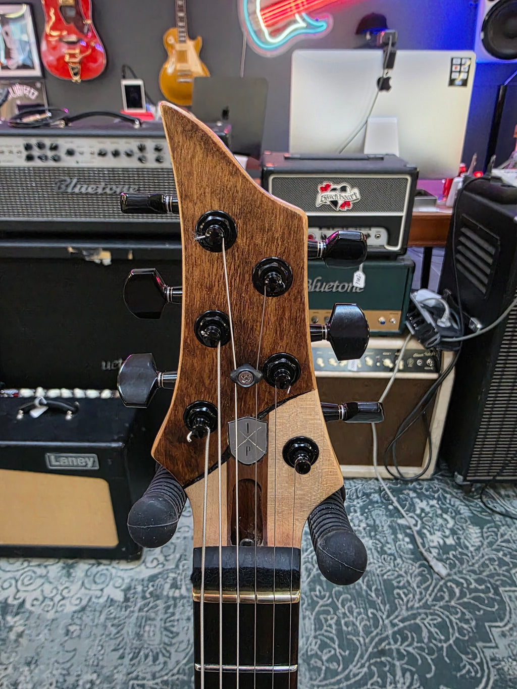 IP Guitars Daedalus 0042