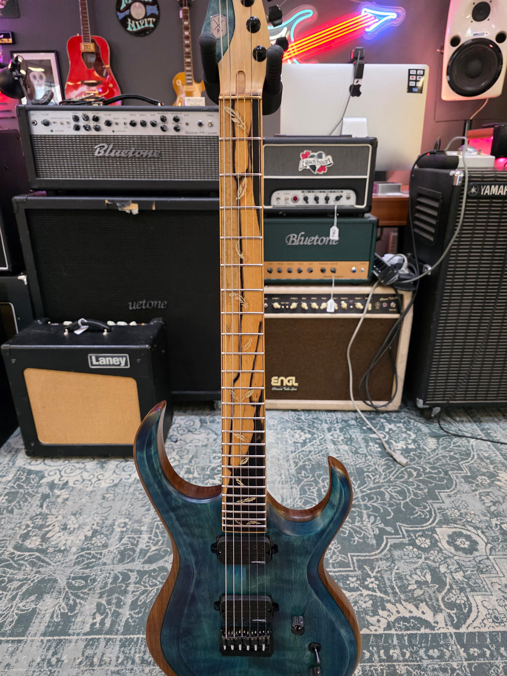 IP Guitars Icarus 0038