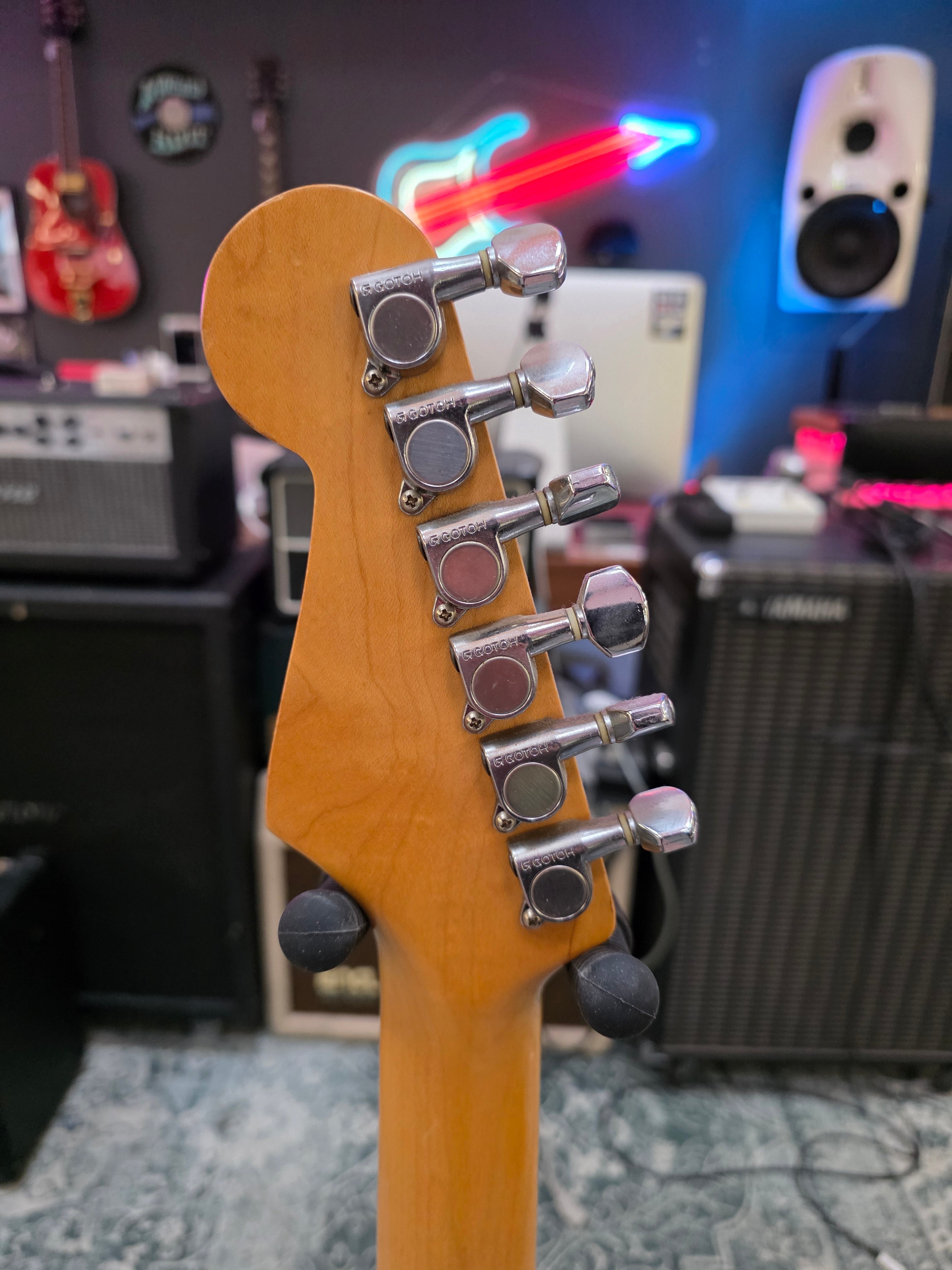 Fender Stratocaster ST-40 1988 Made in Japan w/ Seymour Duncan Hot Strat Set