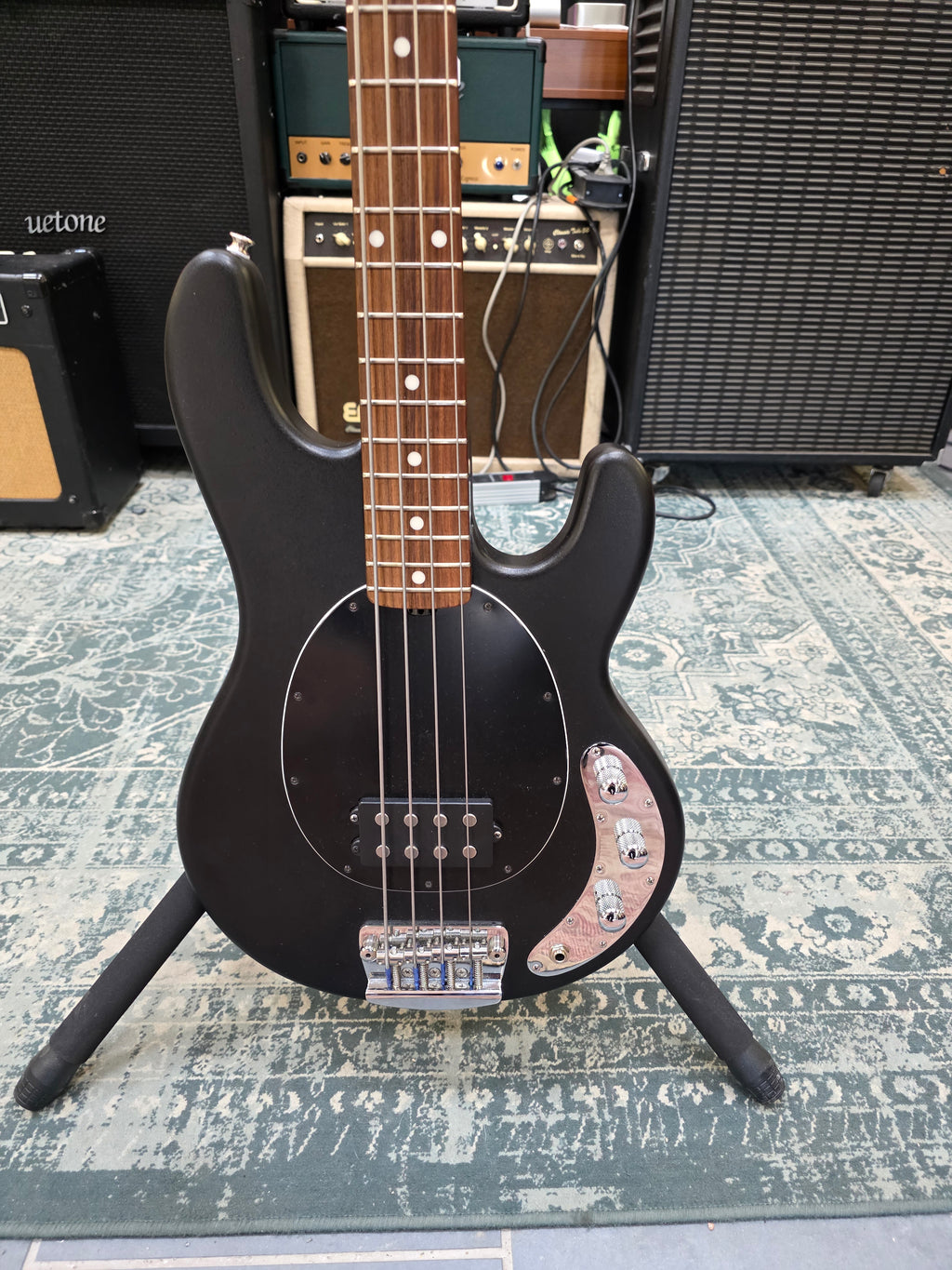 Music Man S.U.B. 2EQ Textured Black 2003