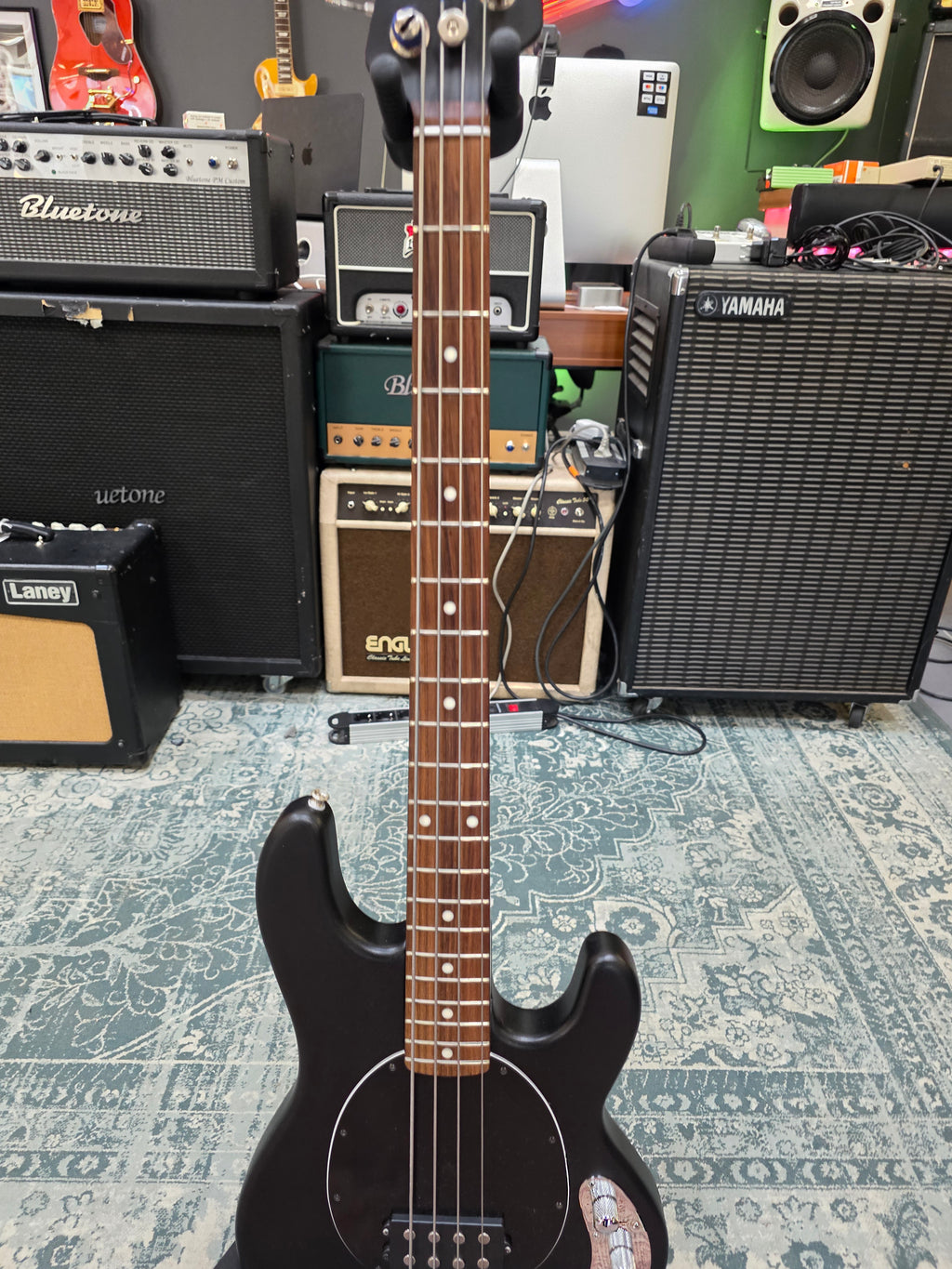 Music Man S.U.B. 2EQ Textured Black 2003