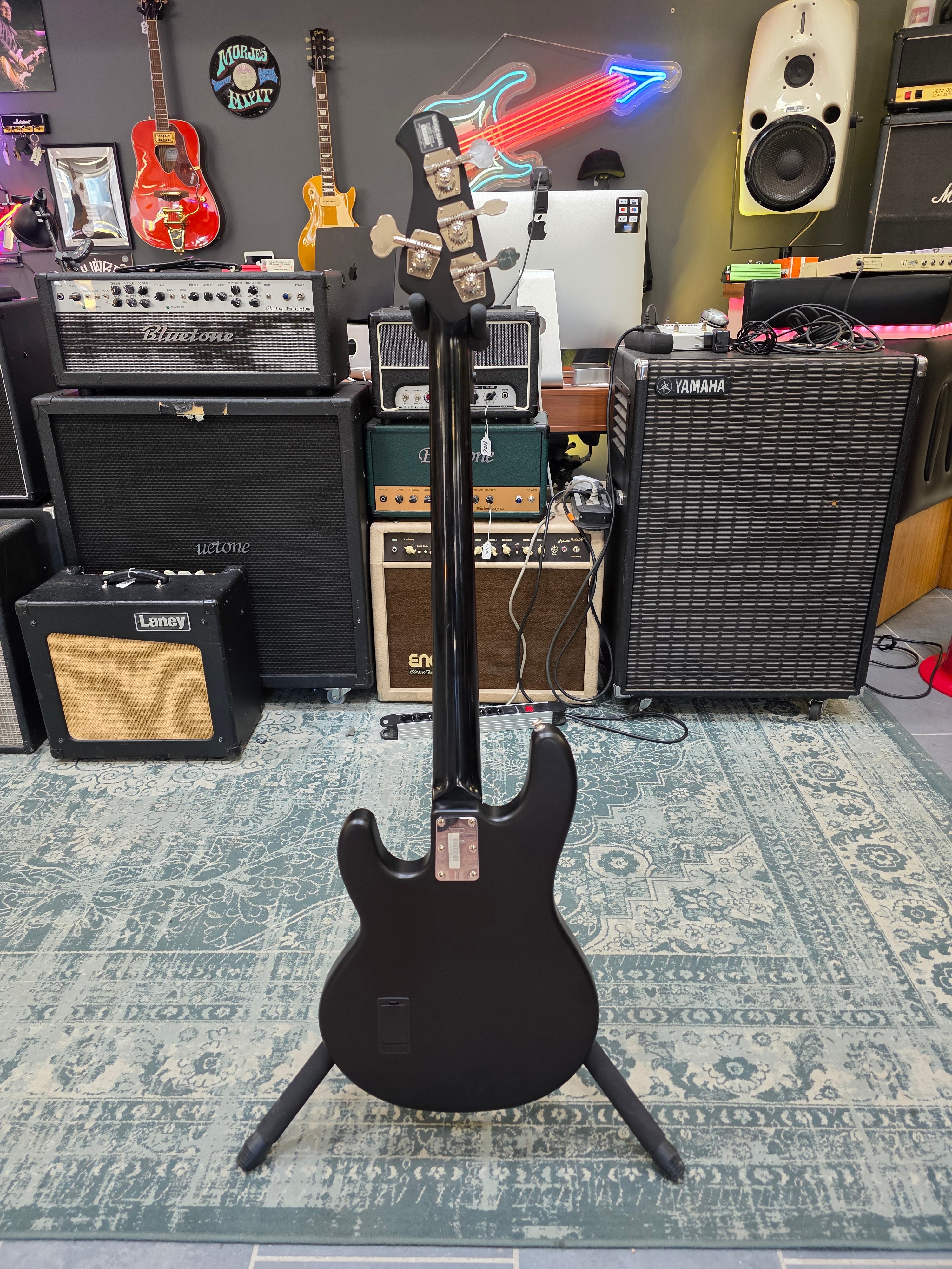 Music Man S.U.B. 2EQ Textured Black 2003