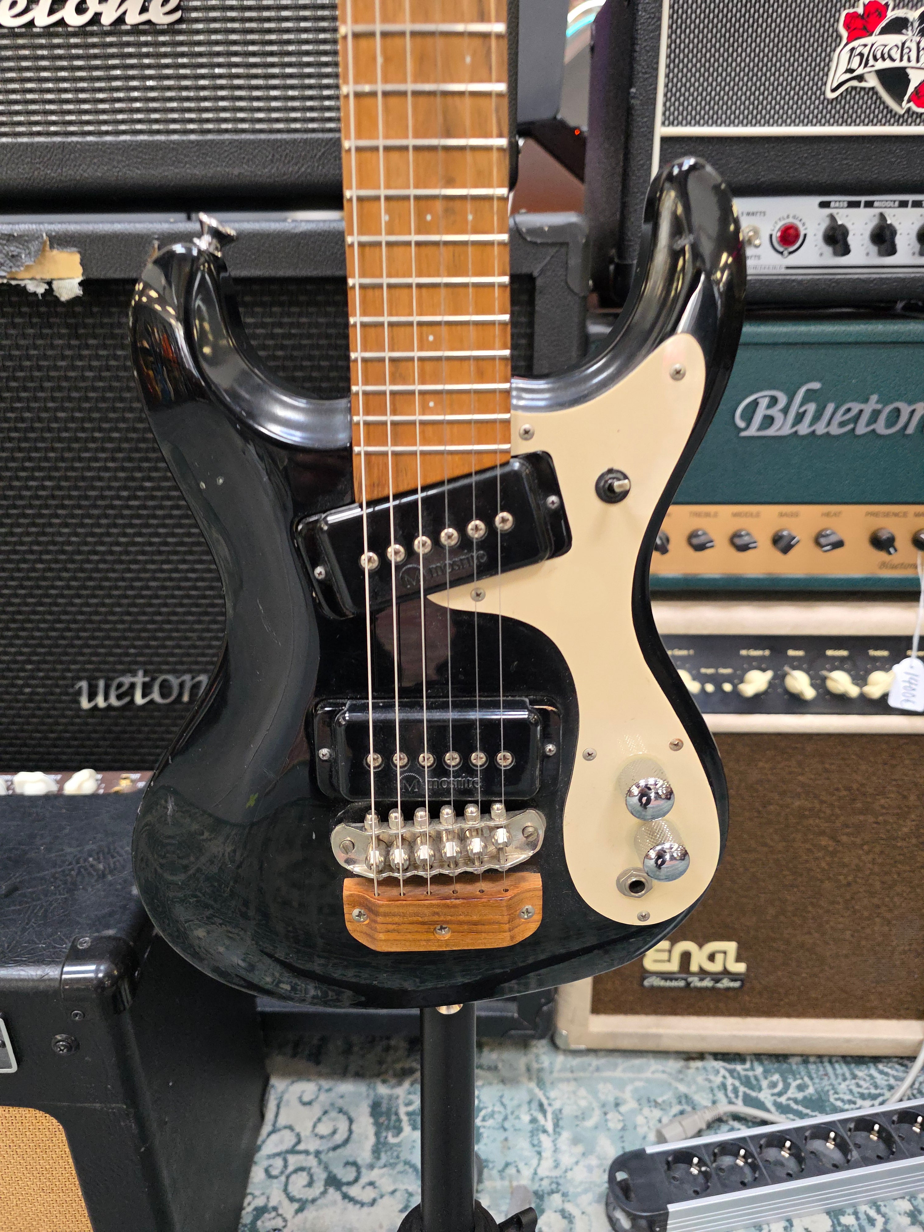 Mosrite Mini Octave Guitar Black