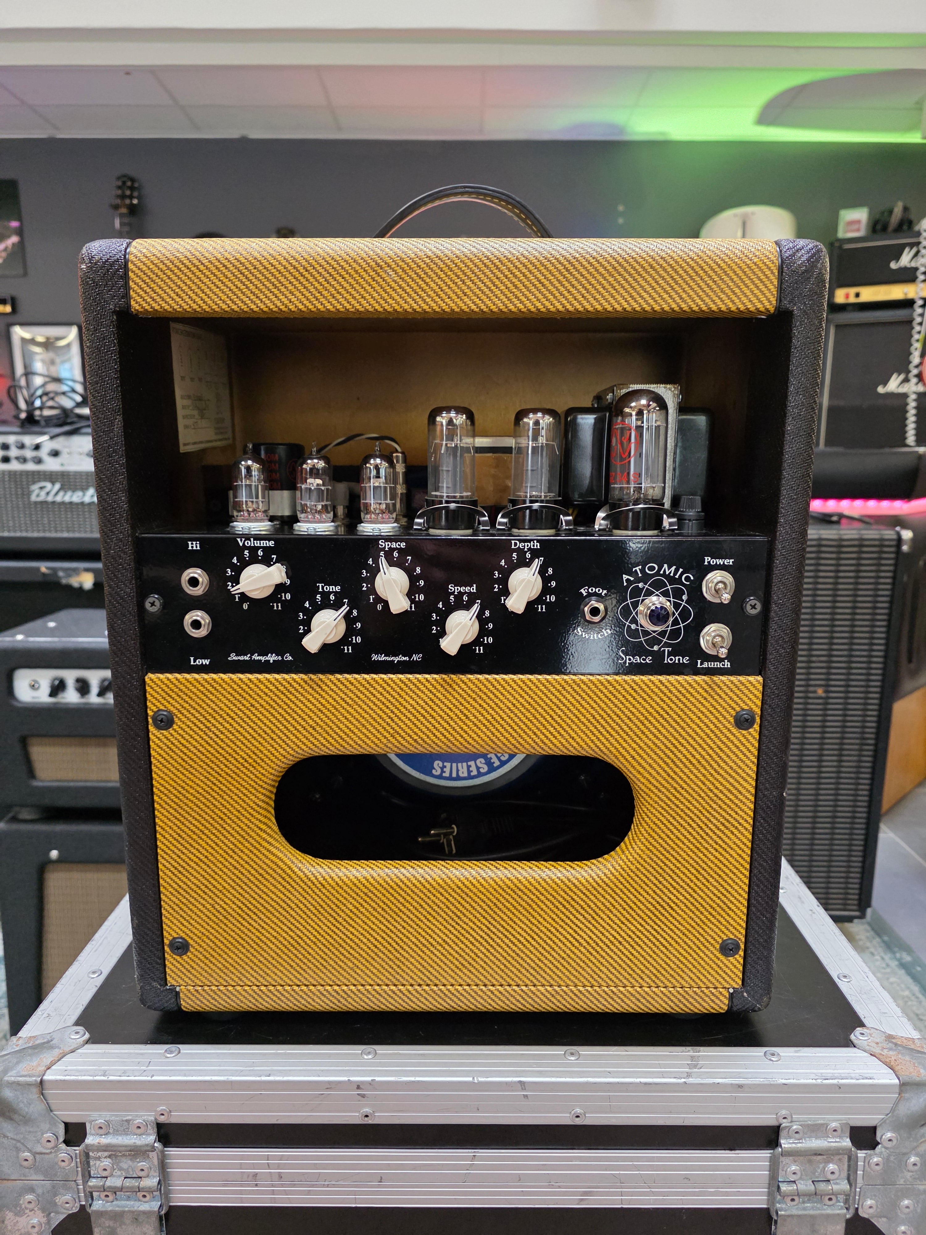 Swart Atomic Space Tone Combo