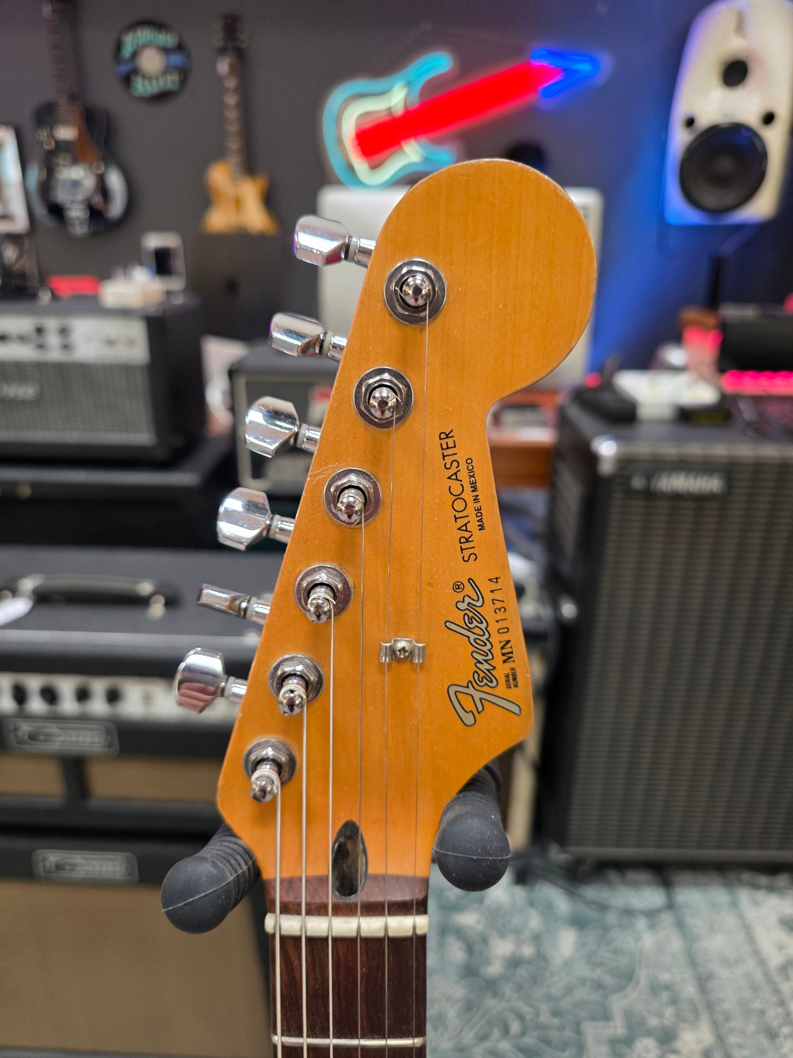 Fender Standard Stratocaster 1991 Olympic White Made in Mexico