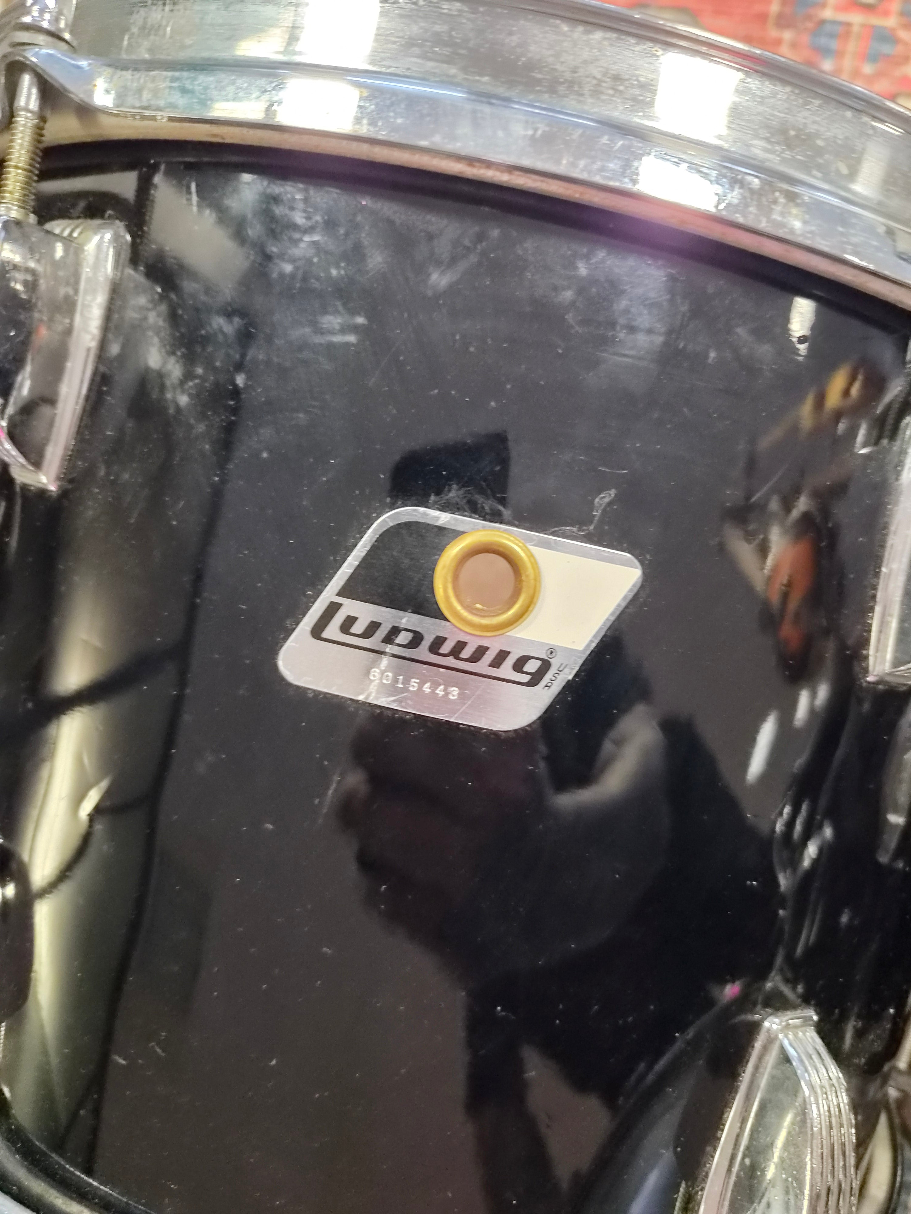 Ludwig Rocker Shell Set 22x14", 12x8", 14x10" and 16x16" with full hardware