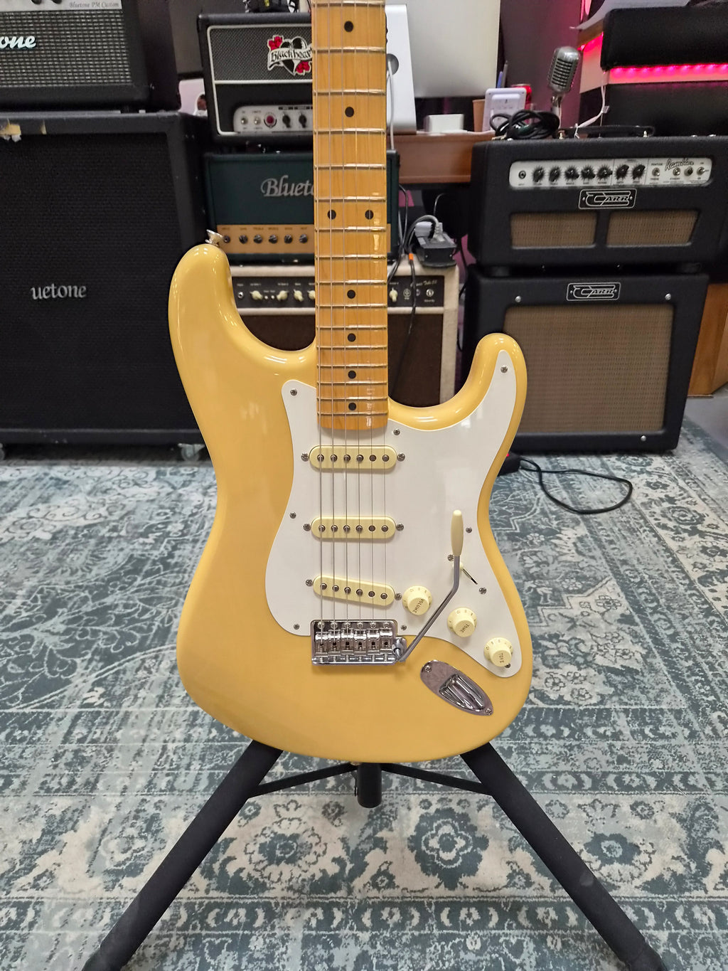 Fender American Vintage II ´57 Stratocaster Vintage Blonde 2023