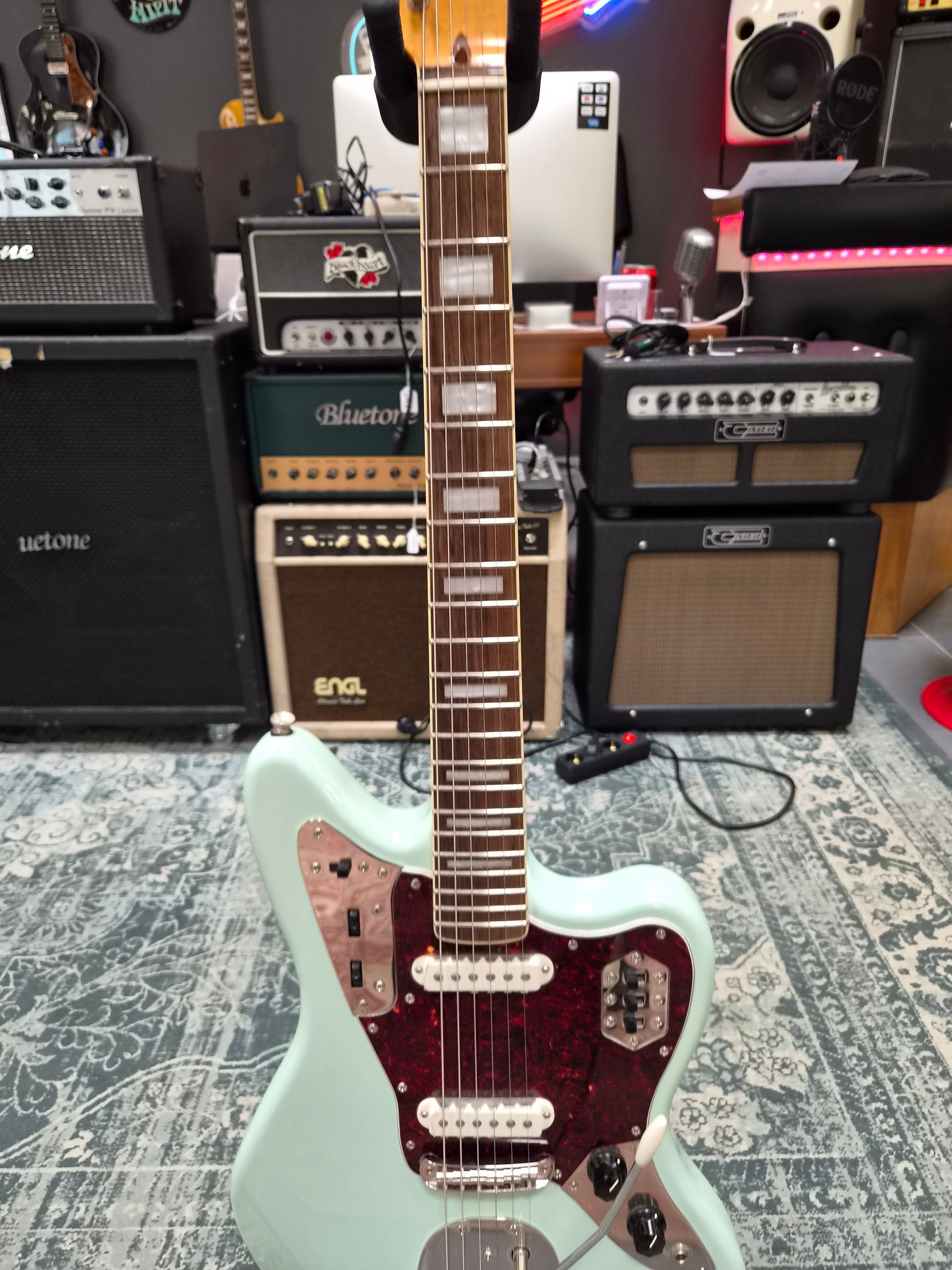 Squier Classic Vibe 70s Jaguar