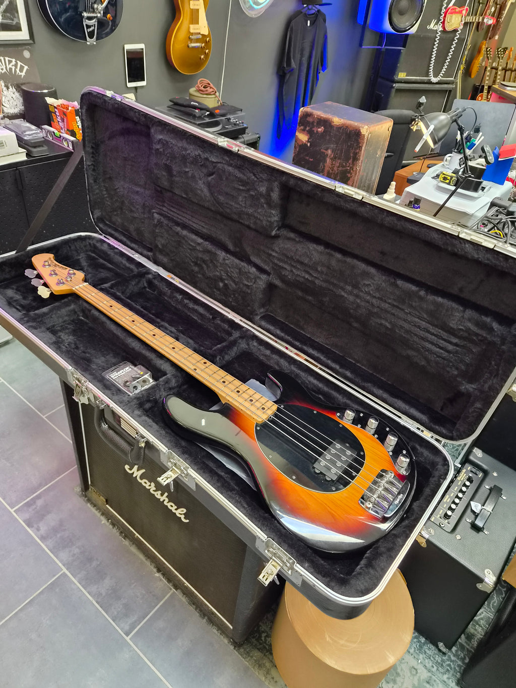 Music Man Stingray 4 3 EQ 2005