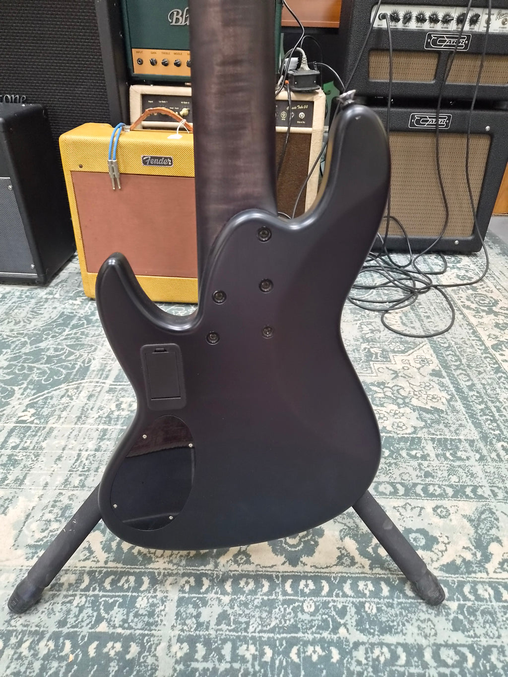 Maruszczyk Elwood L61-24 Fretless Blackburst Matte