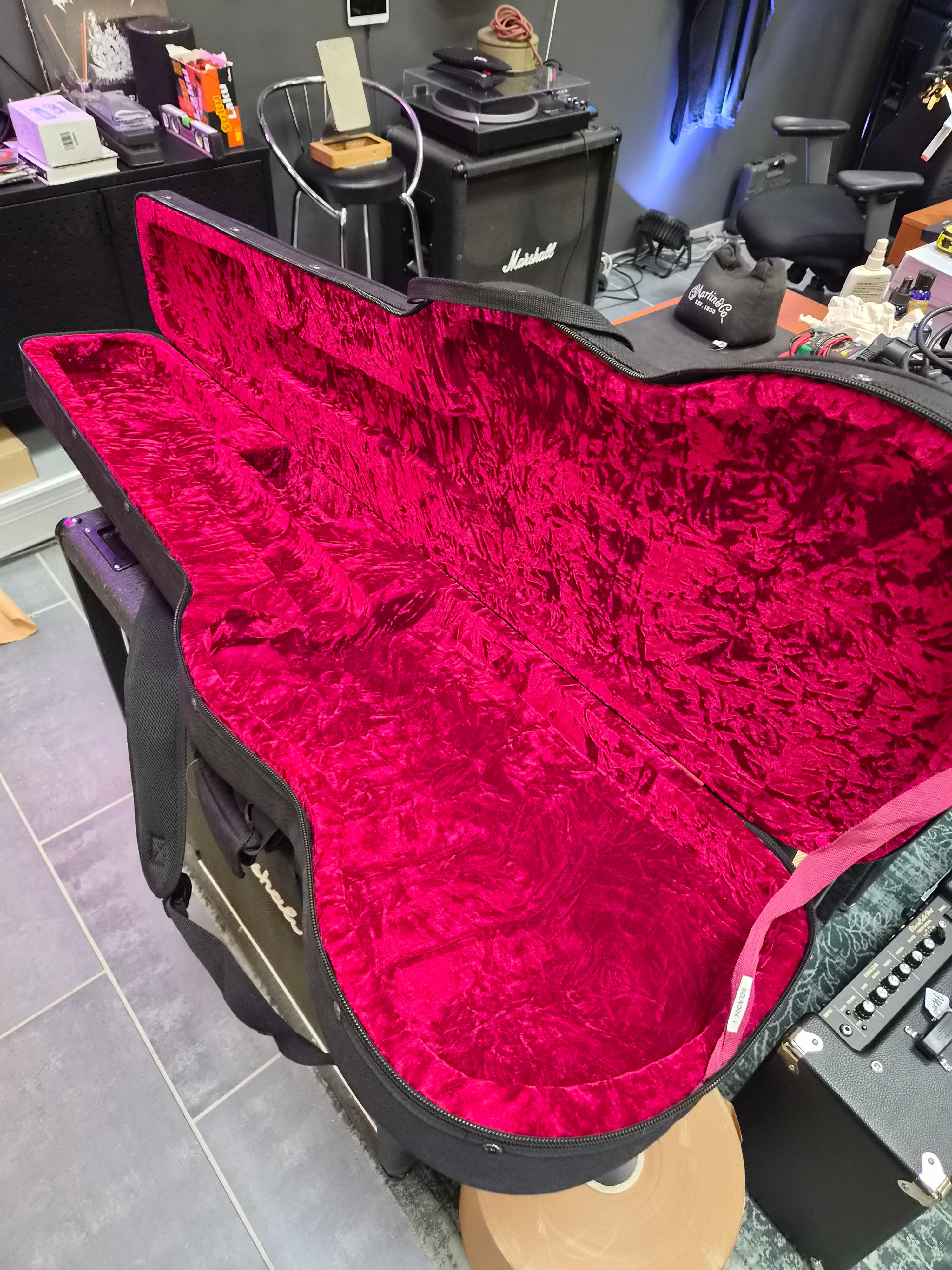 Maruszczyk Elwood L61-24 Fretless Blackburst Matte