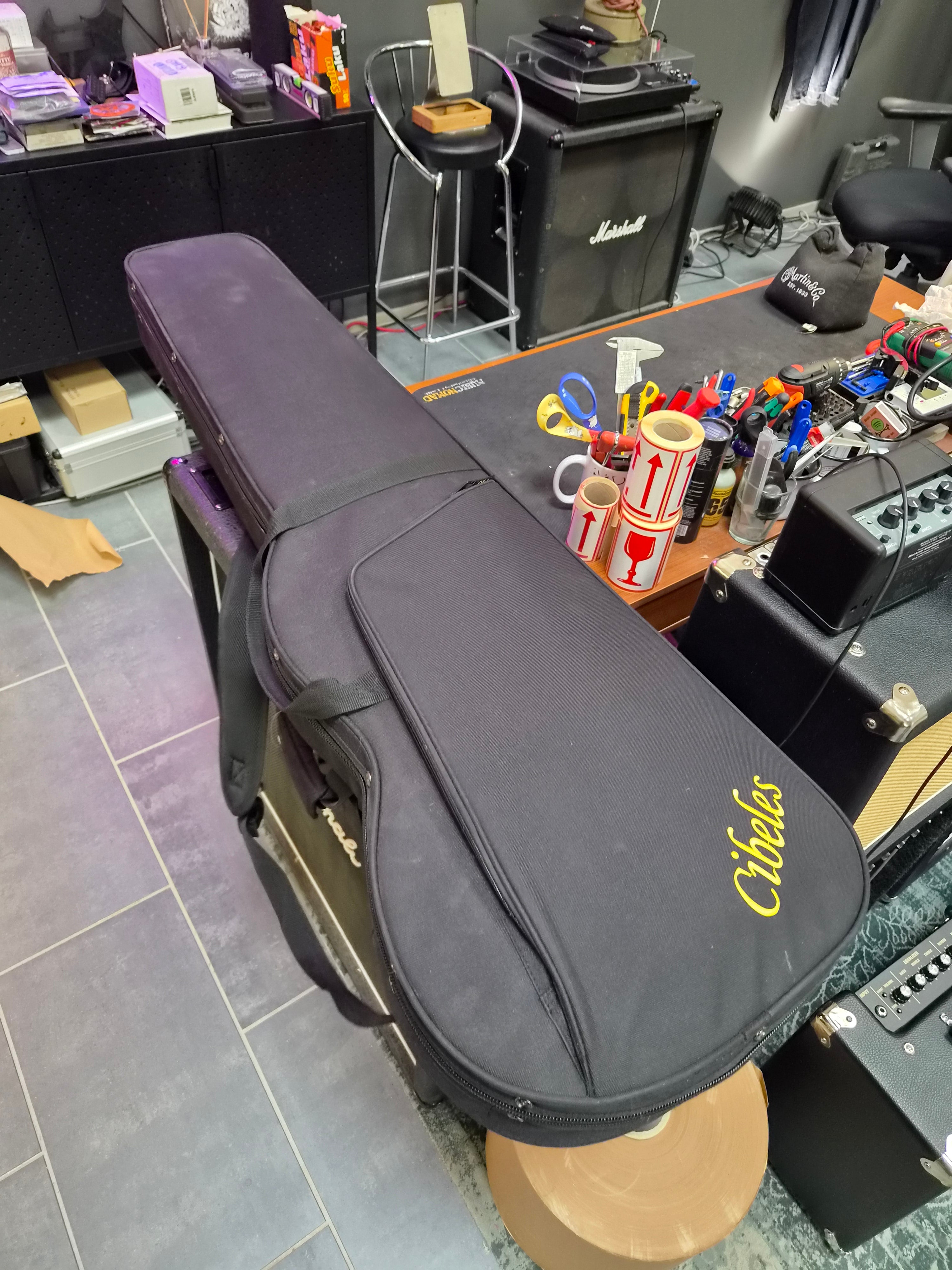 Maruszczyk Elwood L61-24 Fretless Blackburst Matte