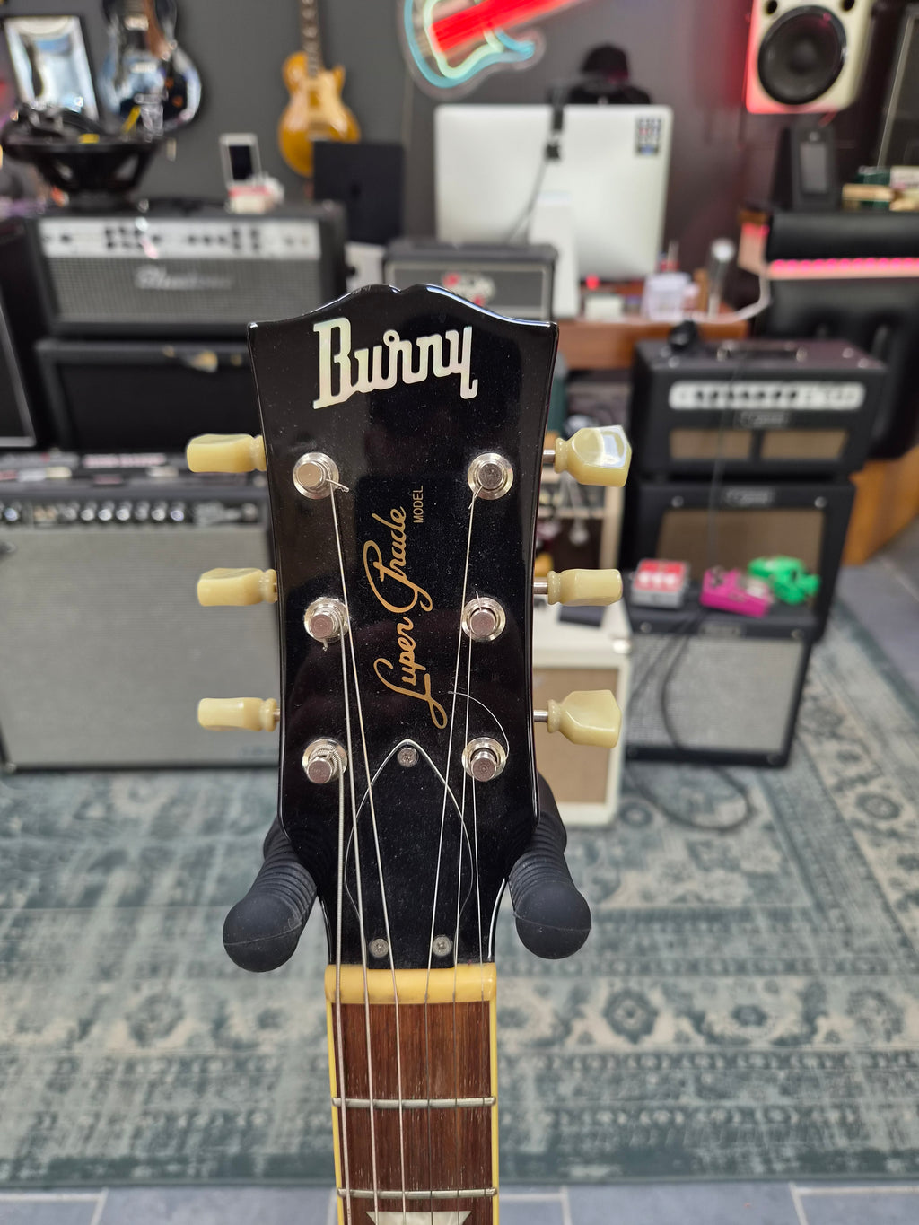 Burny "Les Paul" Super Grade Made in China