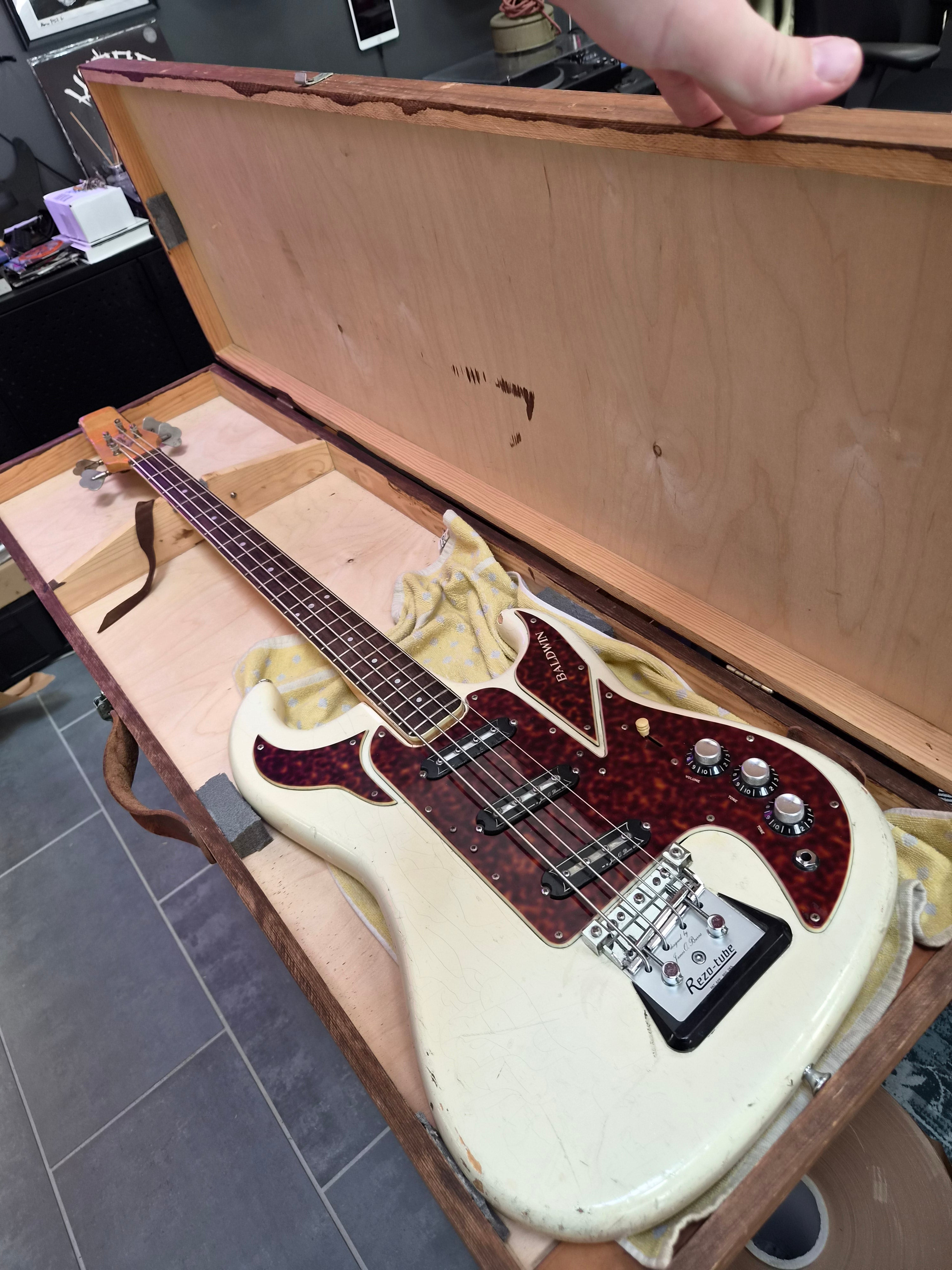 Burns Shadows Bass 1960s