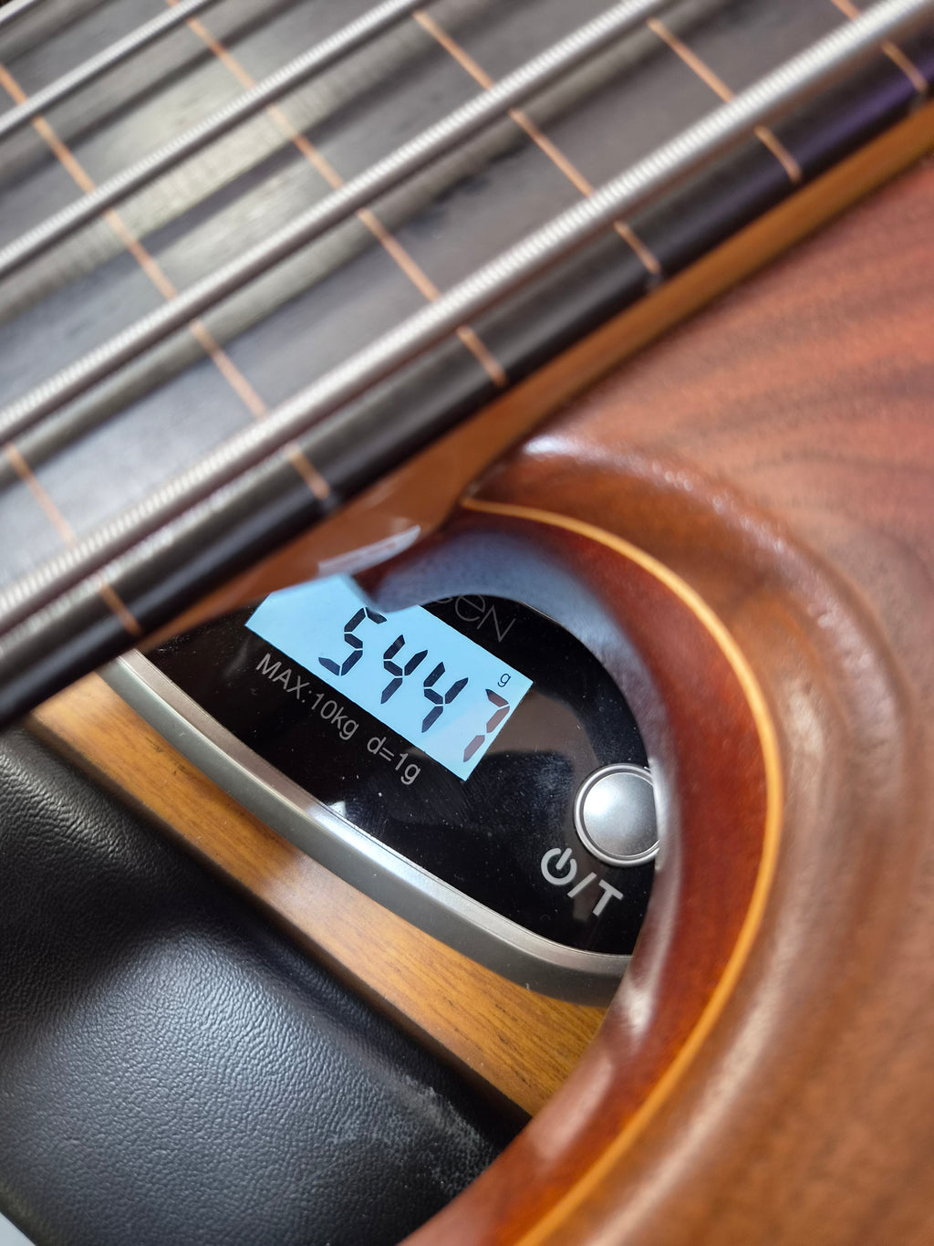 Wal MkII Fretless Bass 5-string 1989