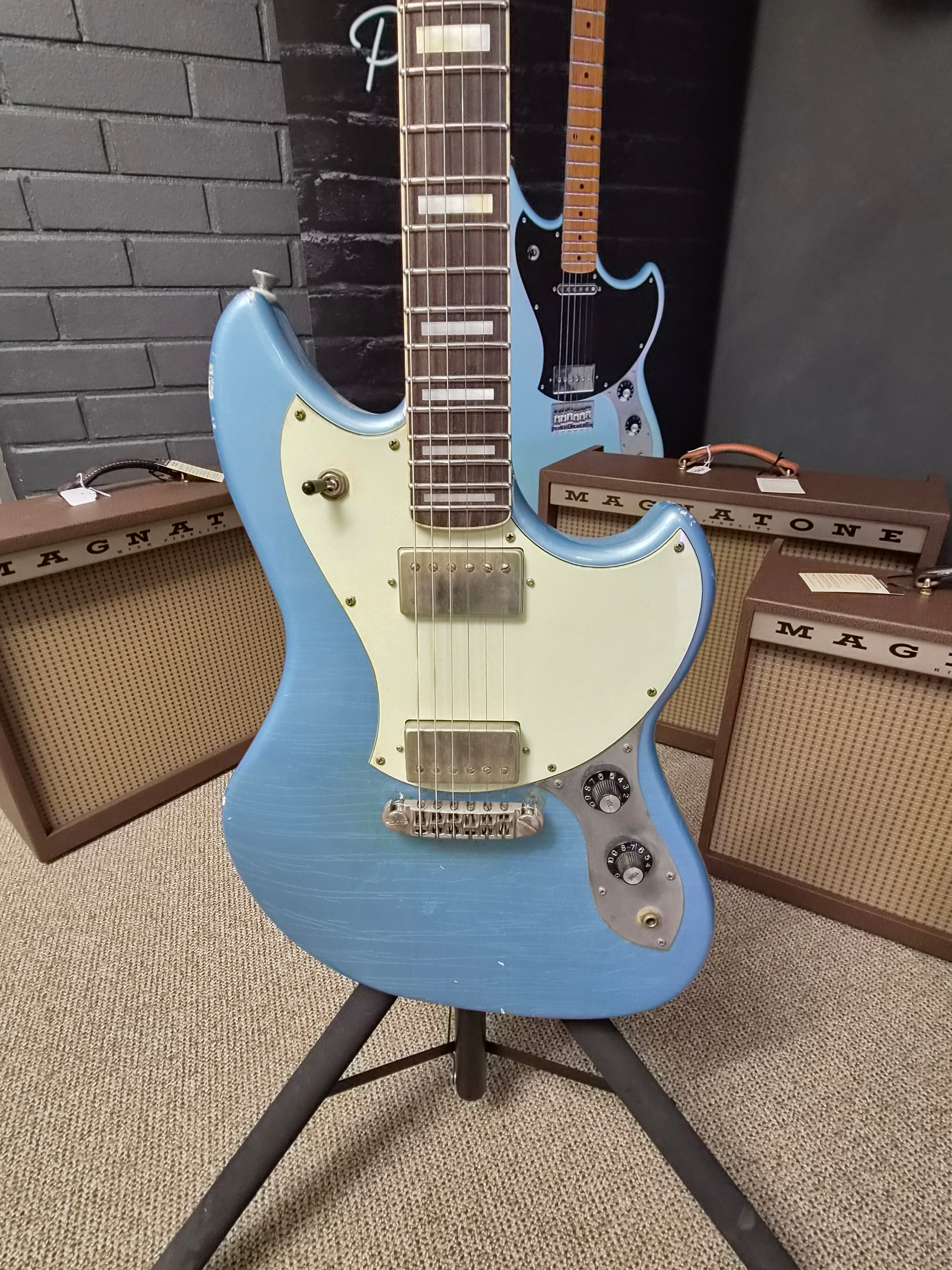 Viva La Prima #180 Ice Blue
