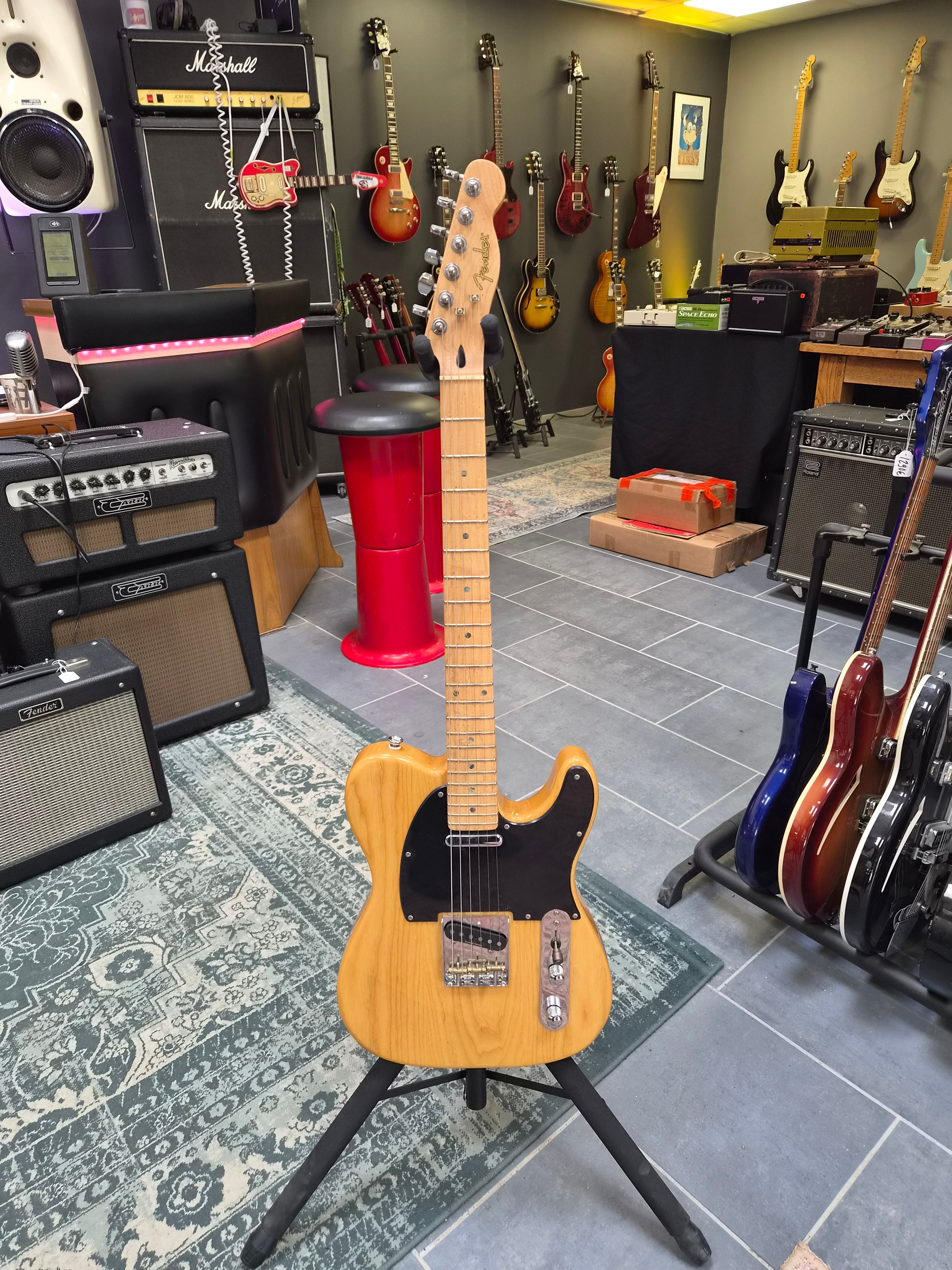 Fender Special Edition Lite Ash Telecaster