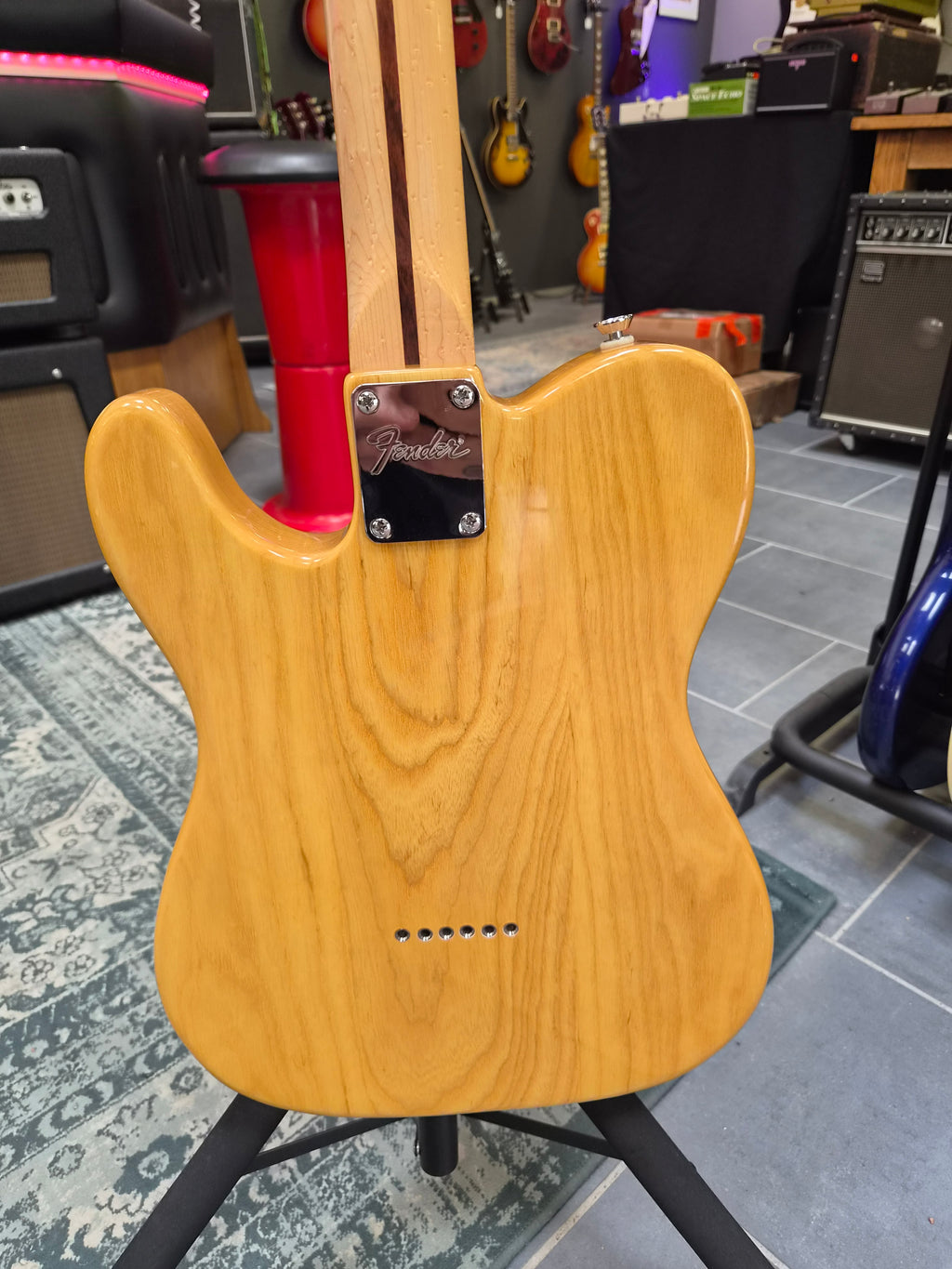 Fender Special Edition Lite Ash Telecaster