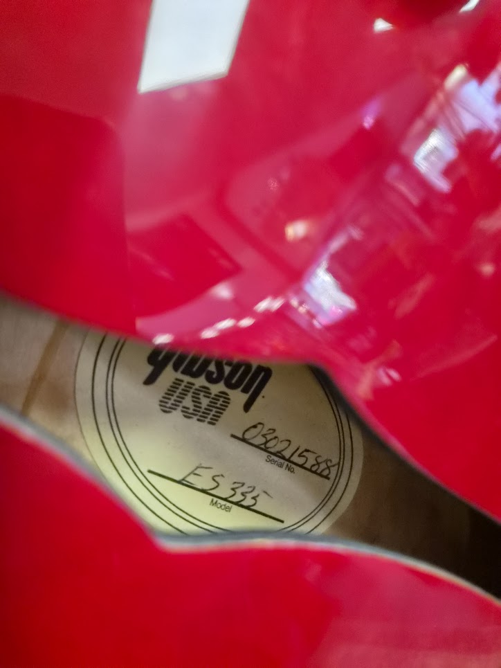 Gibson ES-335 Figured Top Cherry 2001