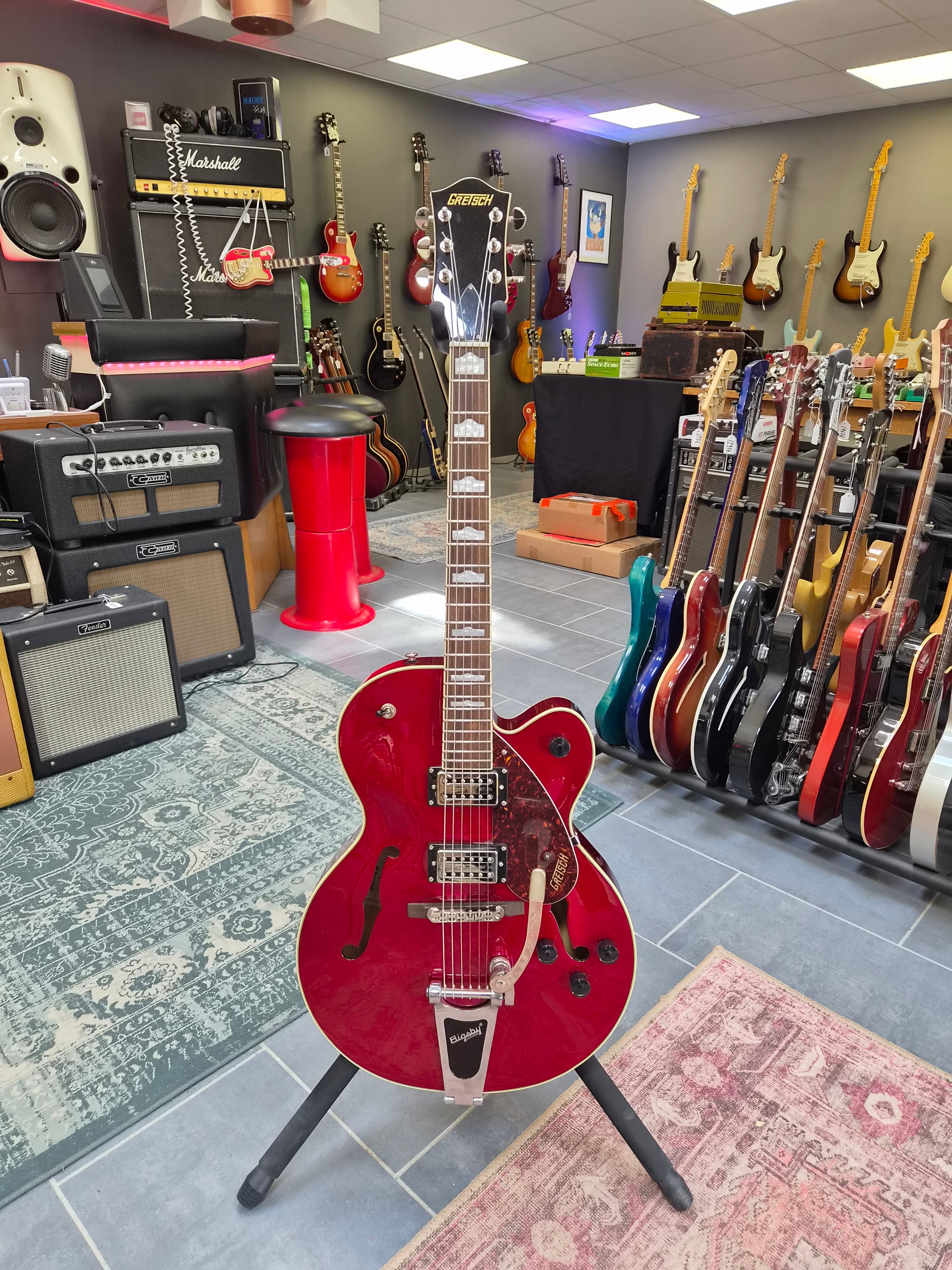 Gretsch G2420T Streamliner Candy Apple Red