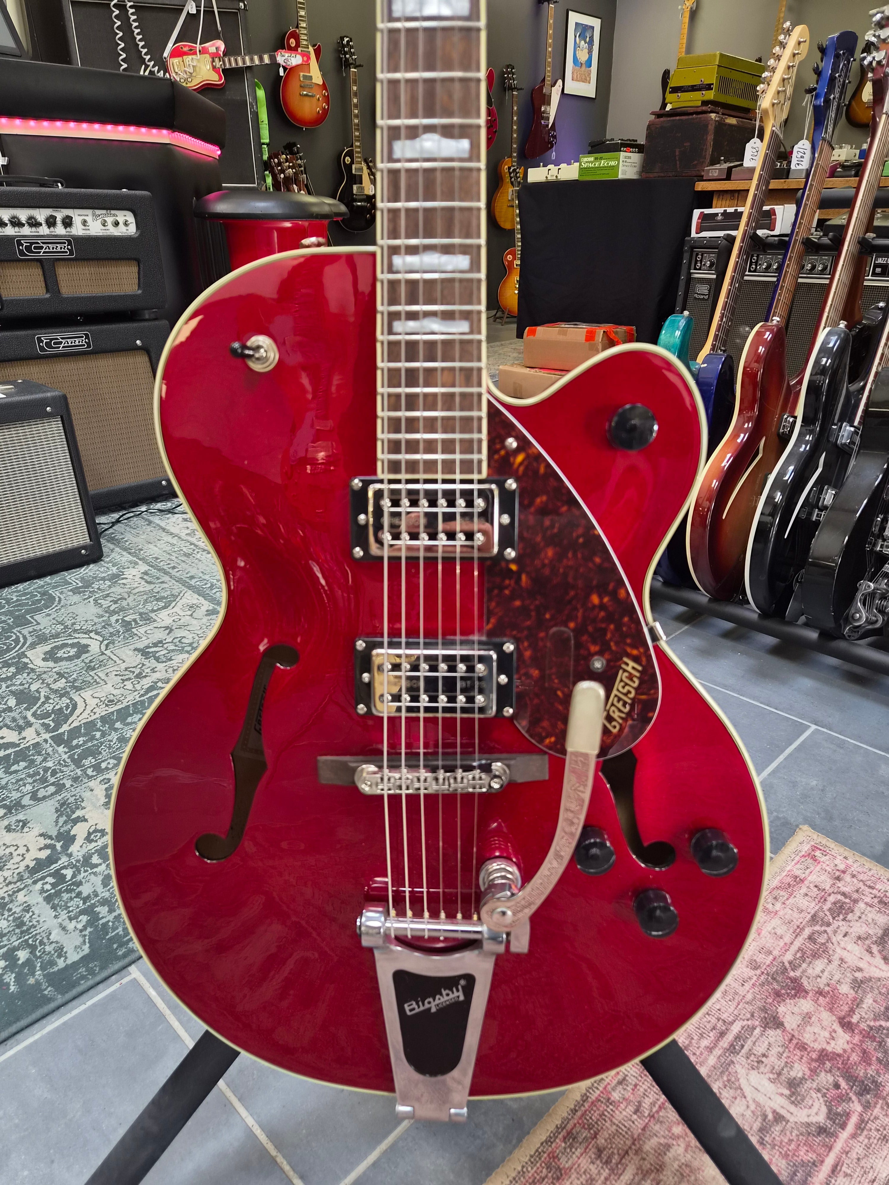 Gretsch G2420T Streamliner Candy Apple Red