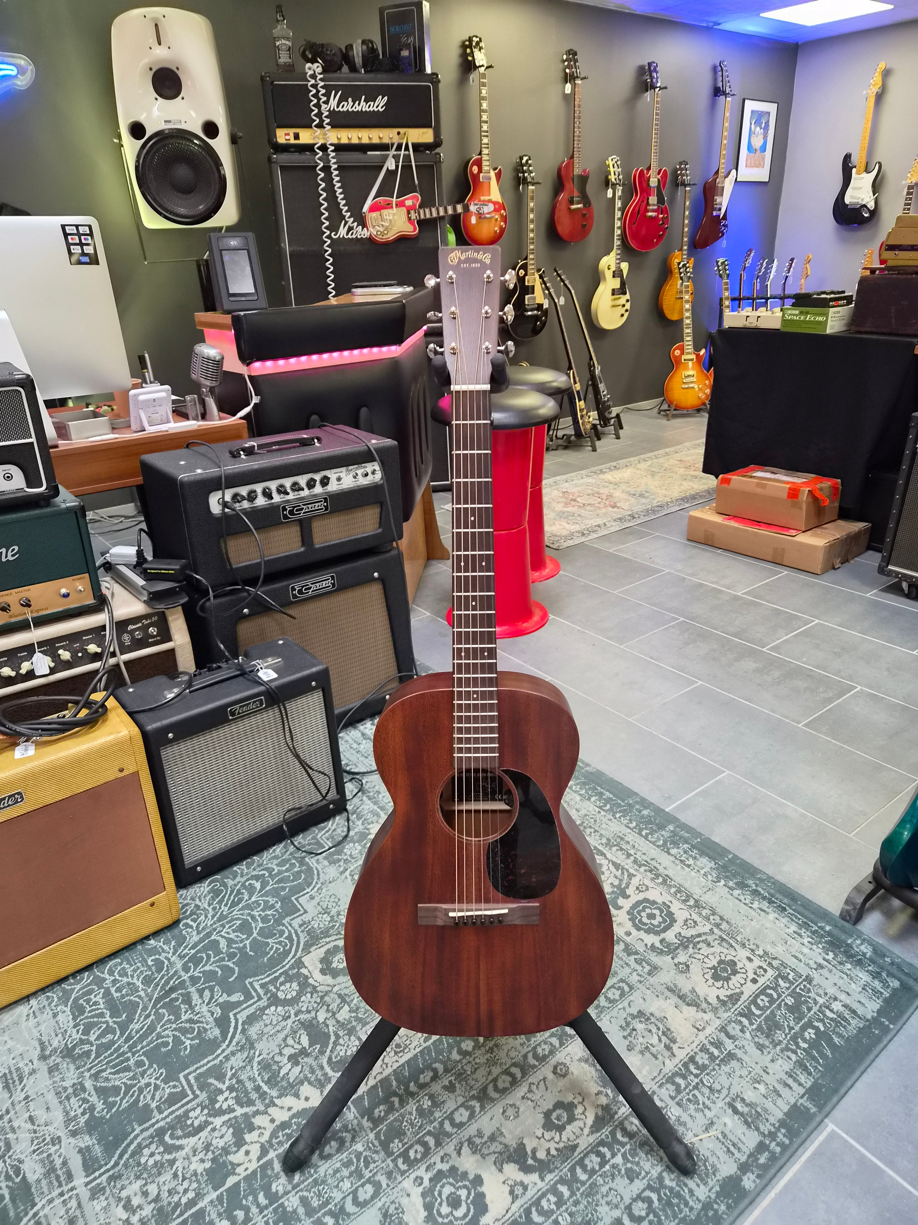 Martin 0-10E Retro Jason Isbell