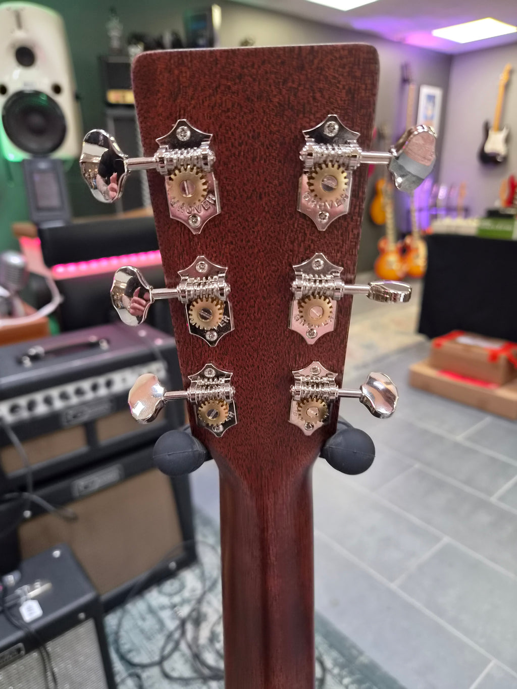Martin 0-10E Retro Jason Isbell
