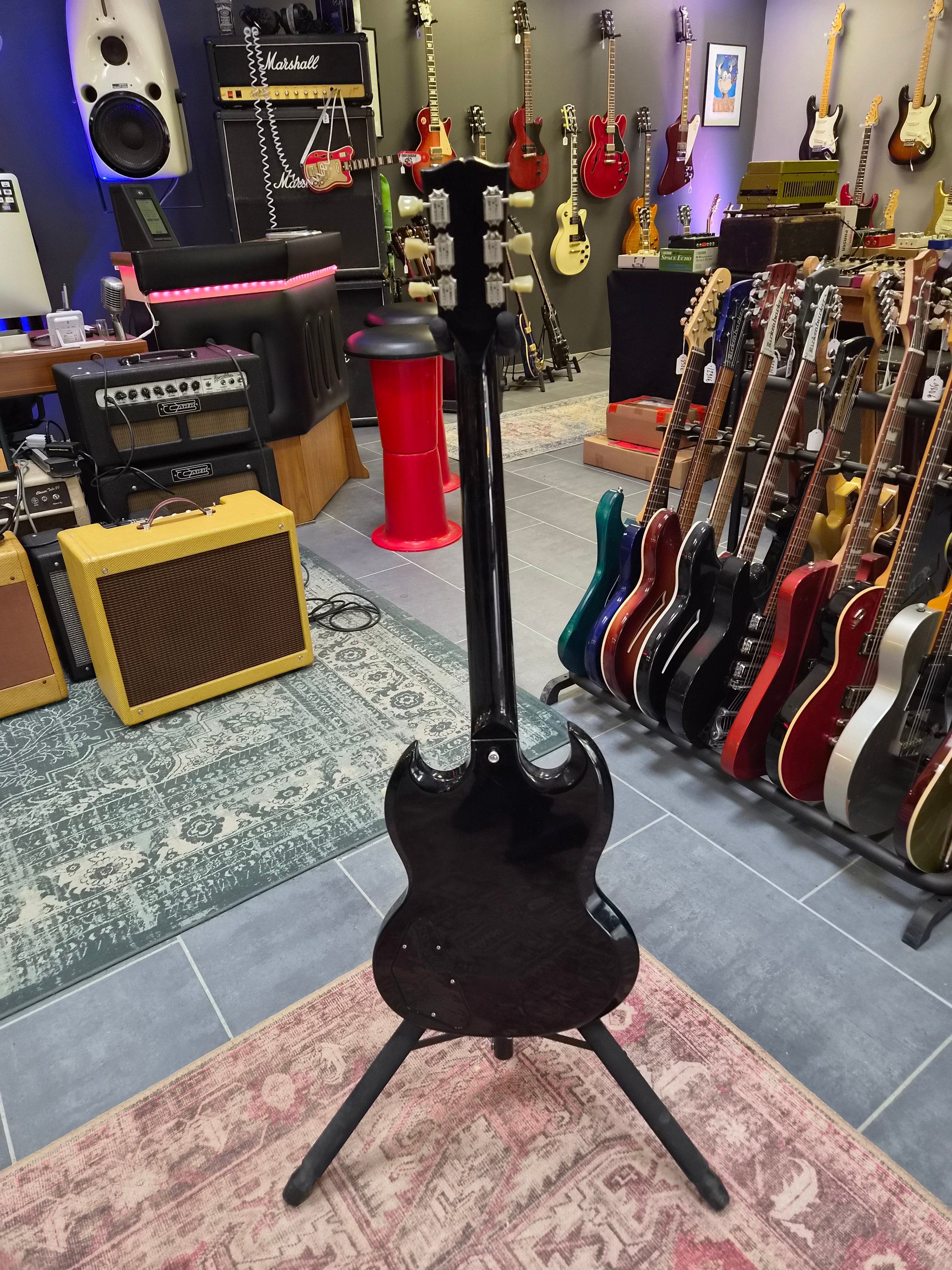 Gibson SG Standard w/ Vibrola and Middle Pickup 2006