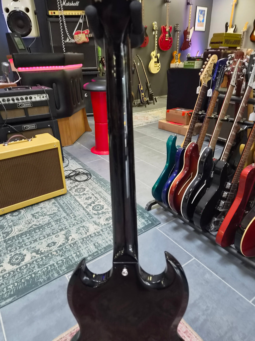 Gibson SG Standard w/ Vibrola and Middle Pickup 2006
