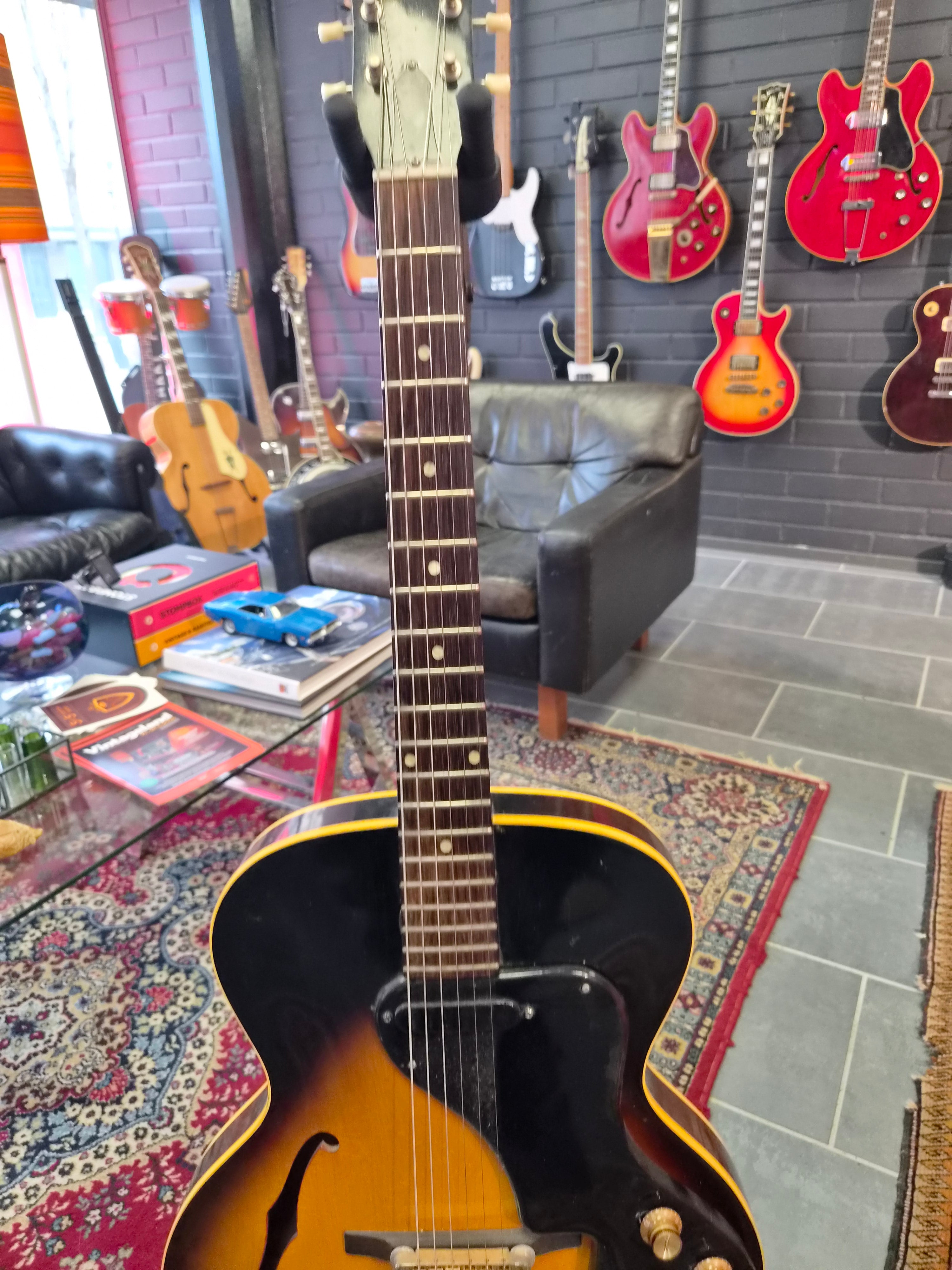 Gibson ES-120T 1964 153198