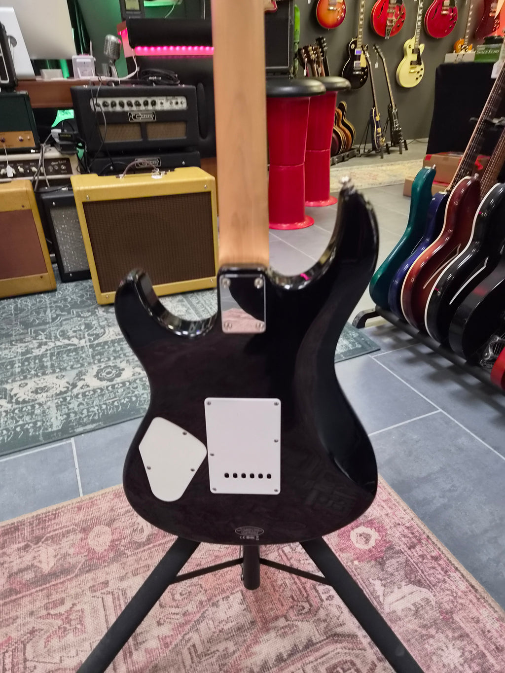 Yamaha Pacifica 212V FM TBL