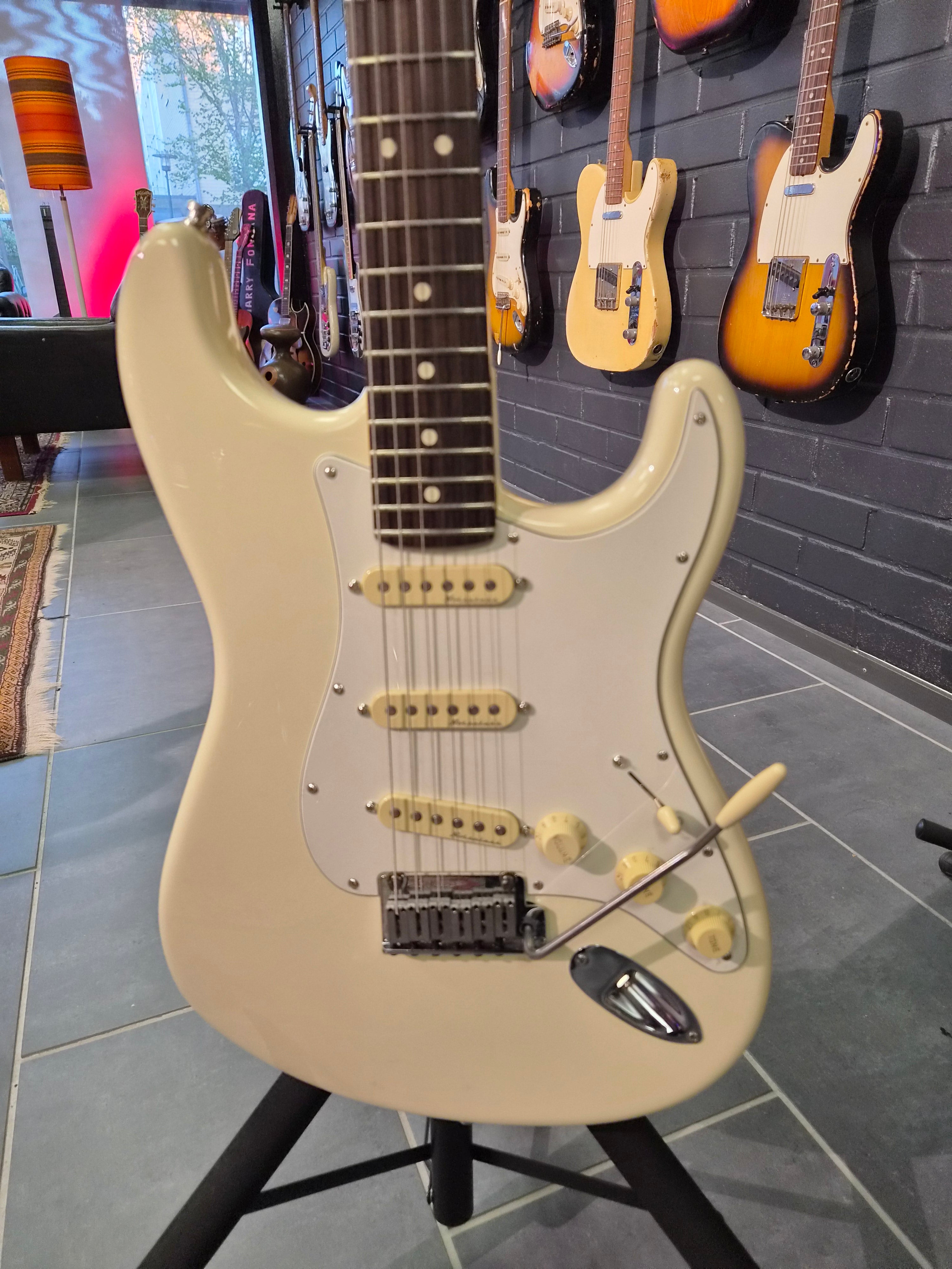Fender Jeff Beck Signature Stratocaster 2023 Olympic White