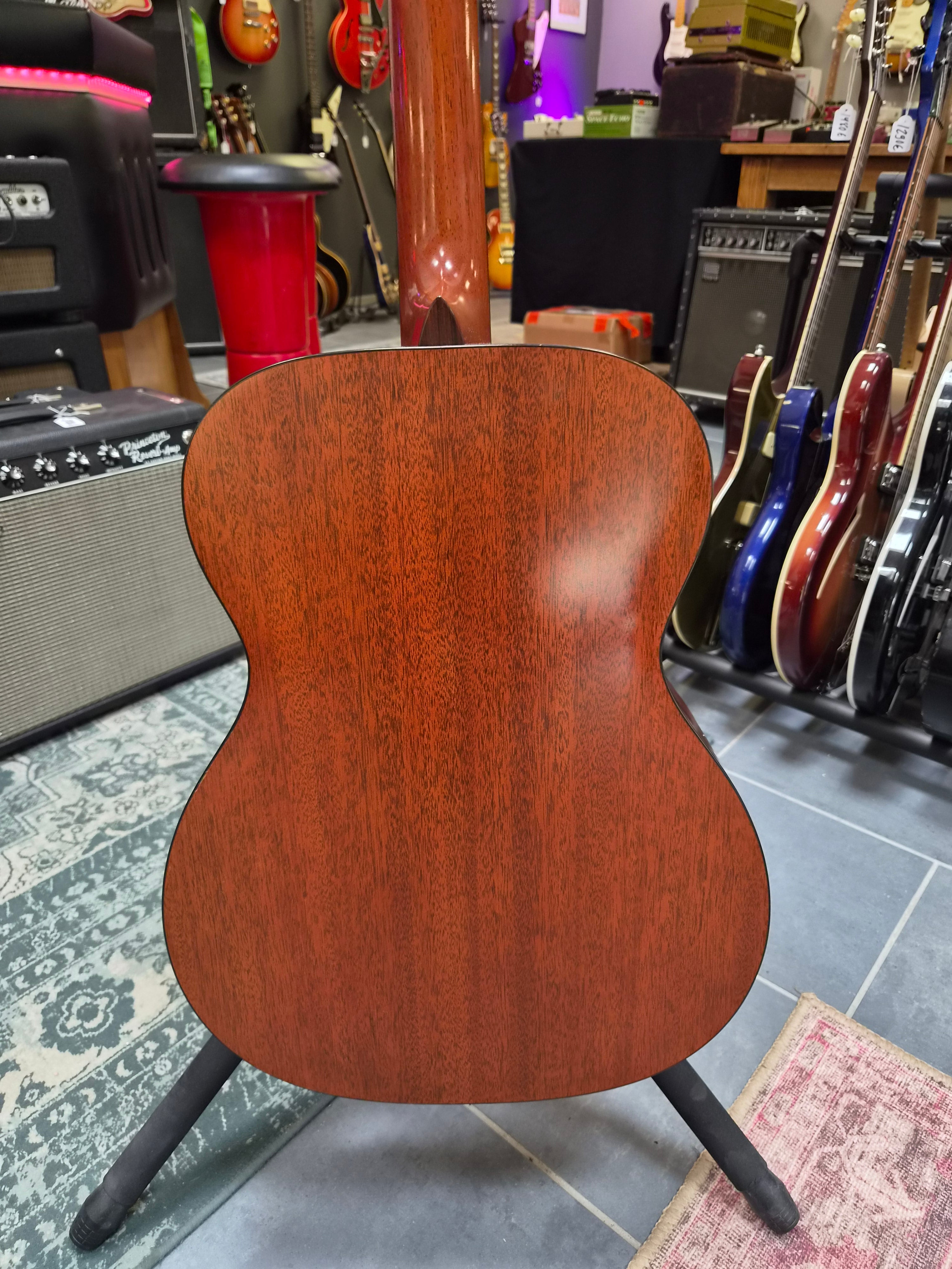 Martin 000-16GT