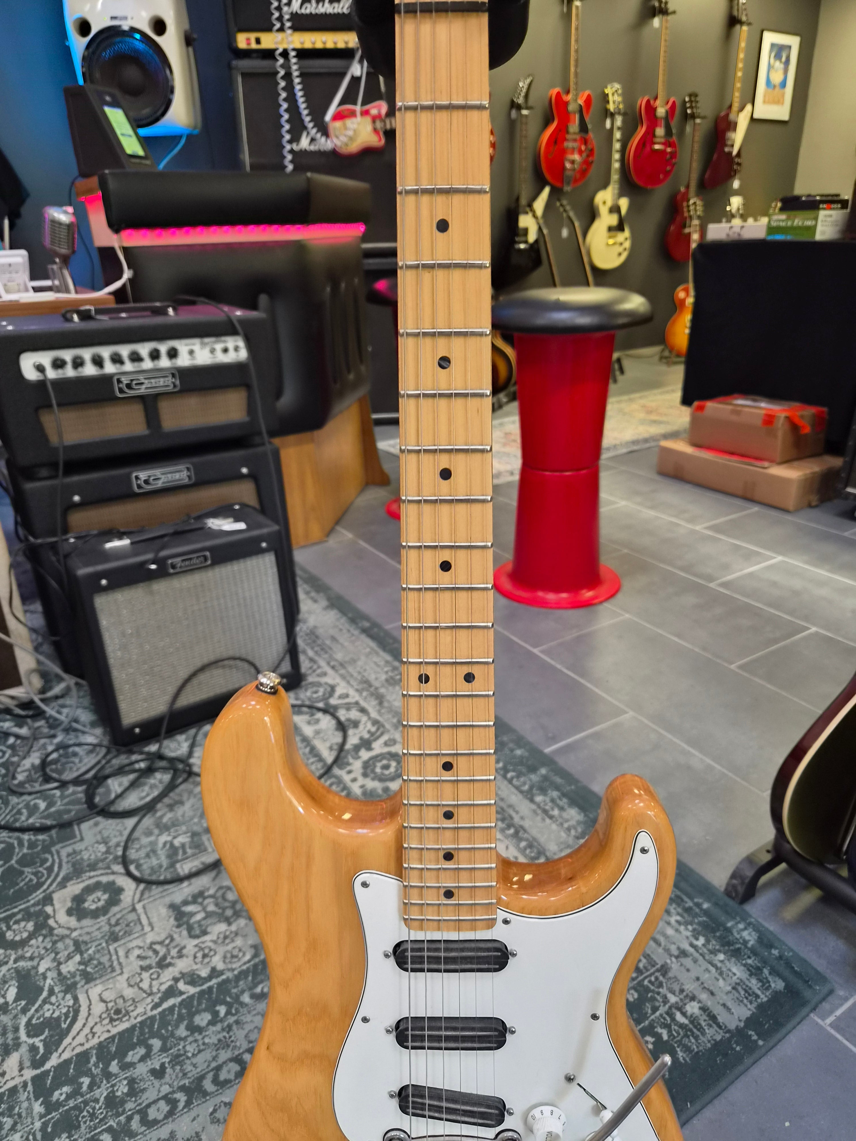 G&L USA Legacy Special Natural 1995