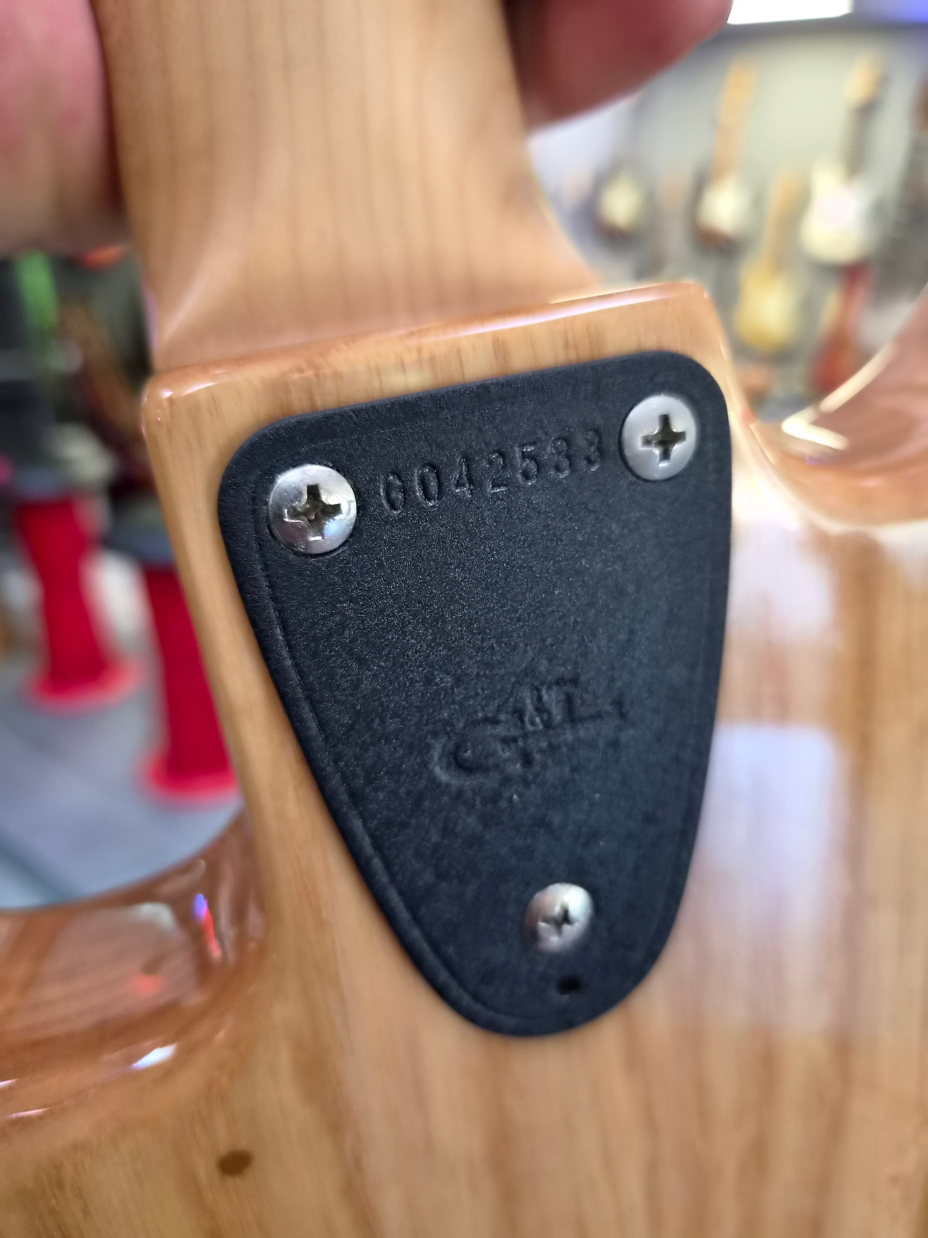 G&L USA Legacy Special Natural 1995