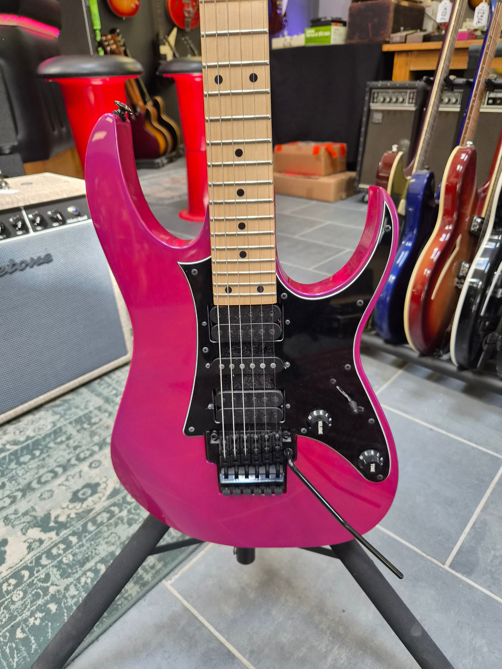 Ibanez RG550-PN Genesis Purple Neon