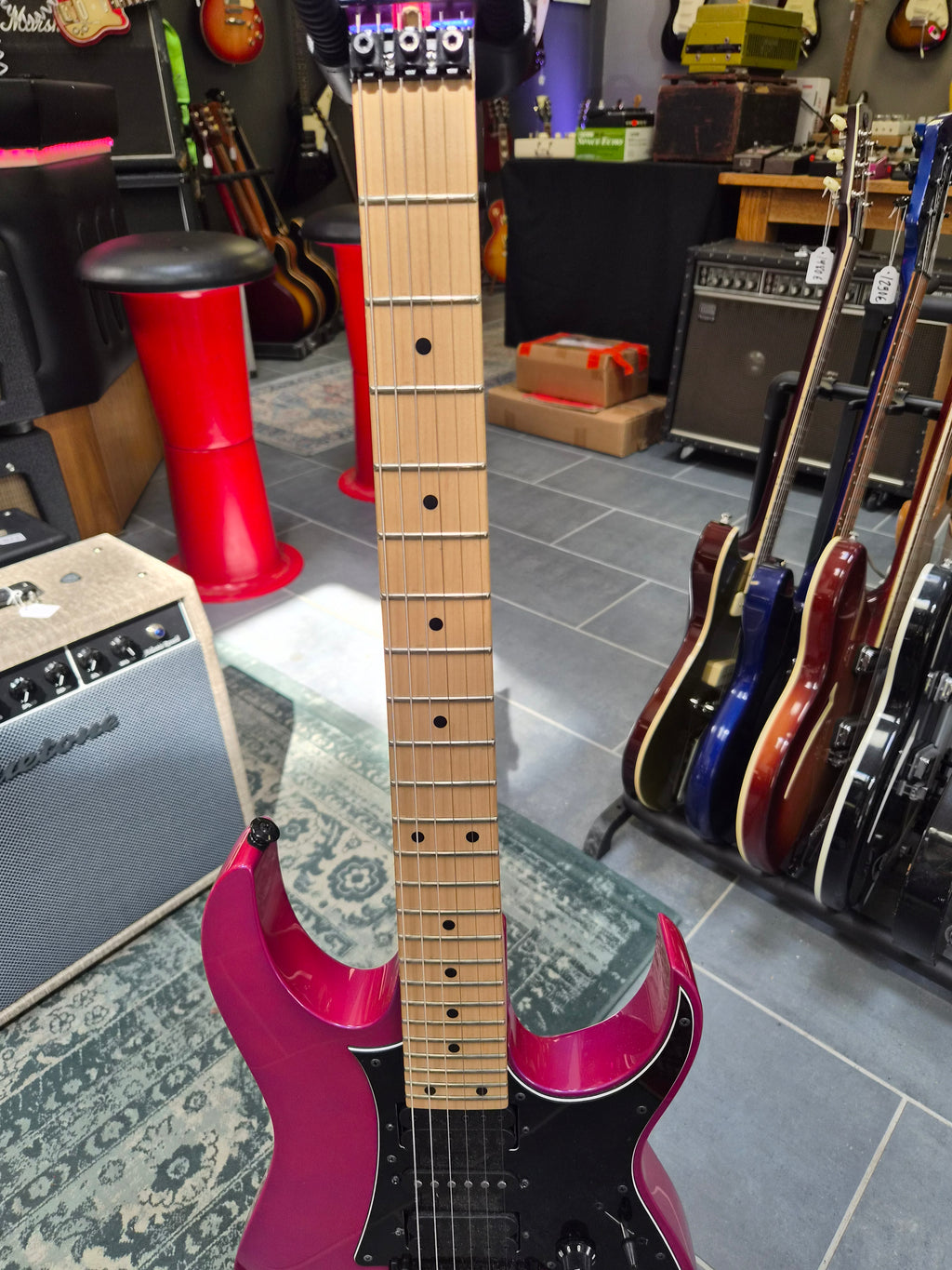 Ibanez RG550-PN Genesis Purple Neon