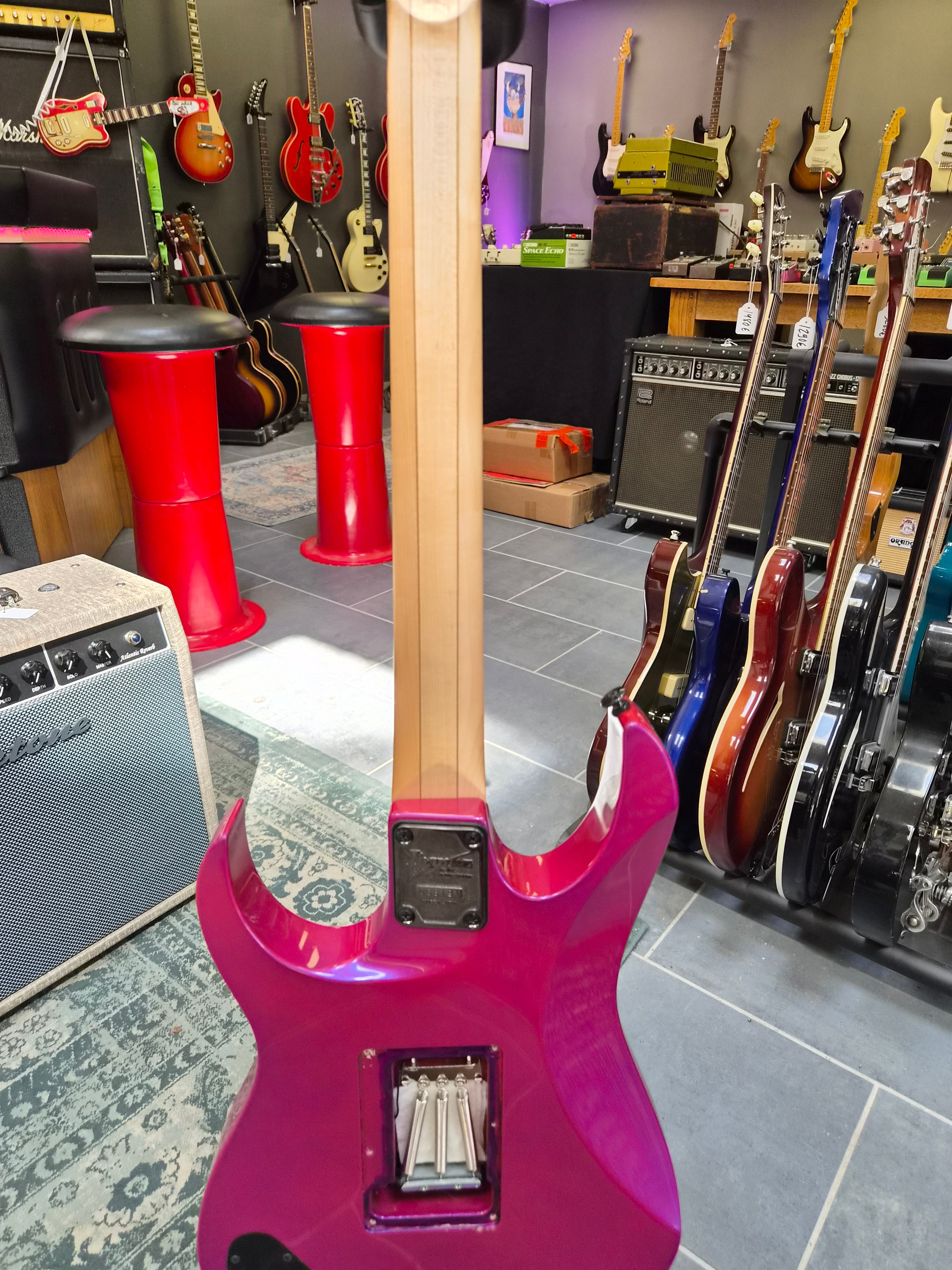 Ibanez RG550-PN Genesis Purple Neon