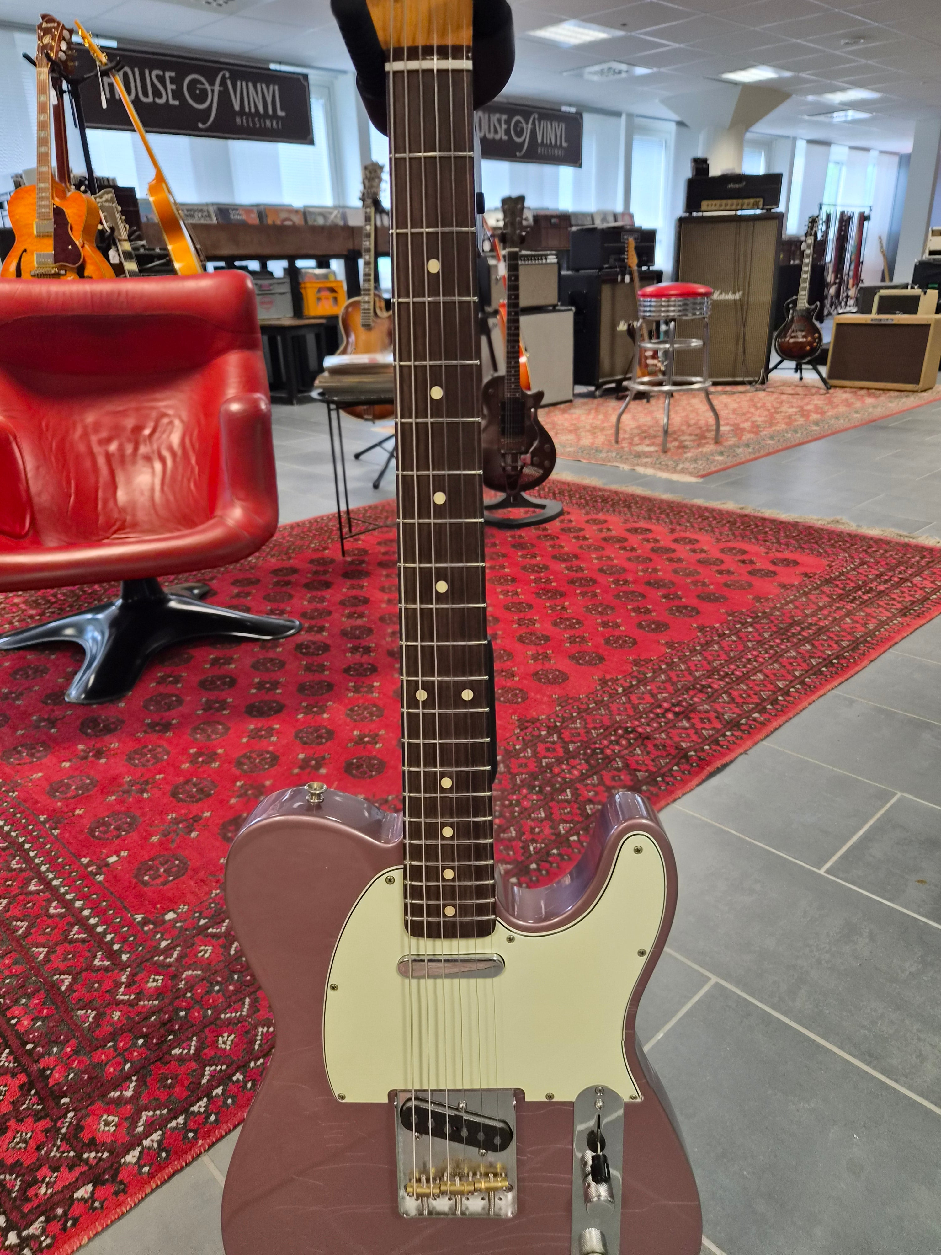 Fender Vintera II Road Worn '60s Telecaster Burgundy Mist Metallic 2025